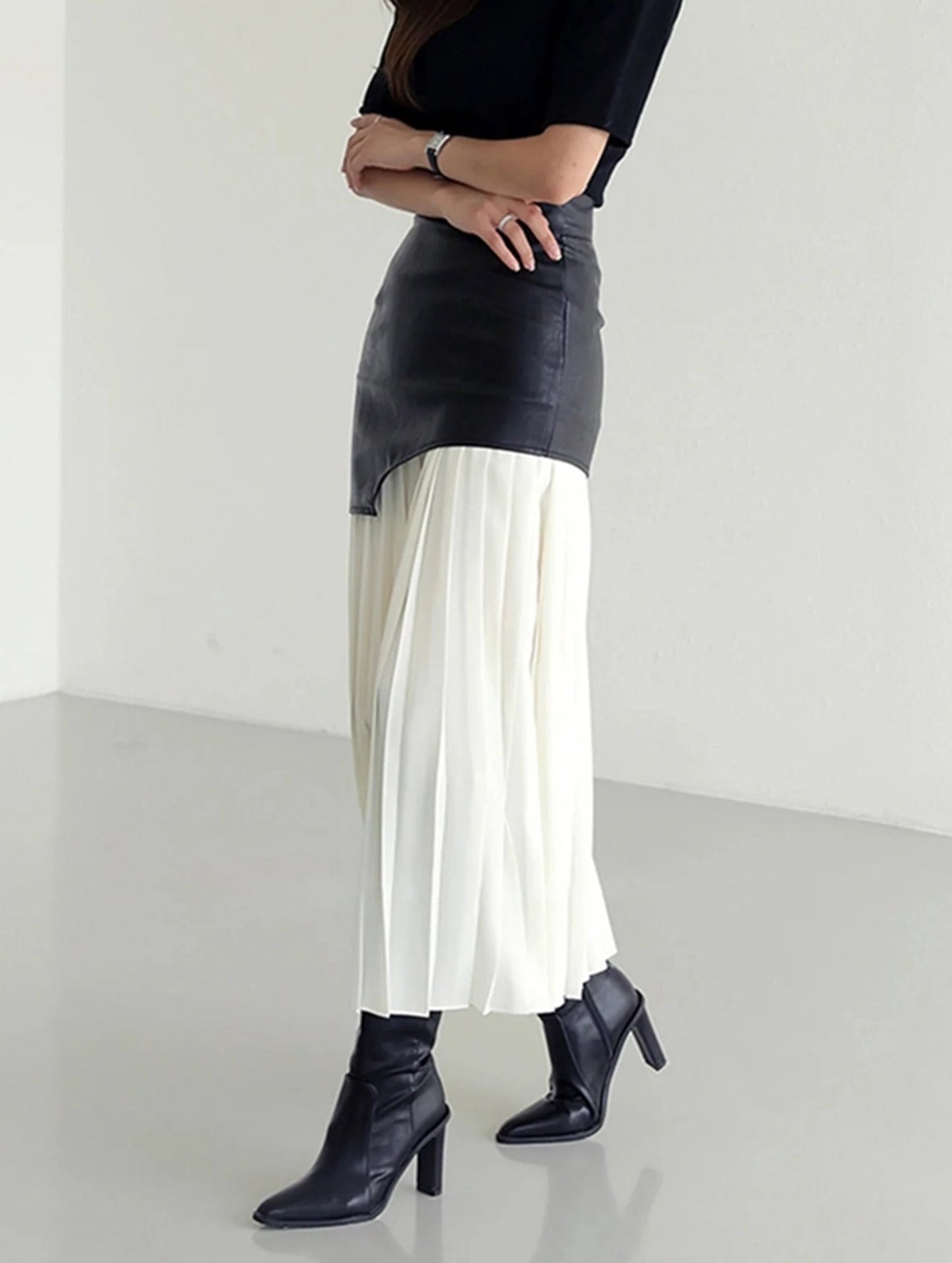 High Waist Patchwork Skirt with Flowing Pleated Fit