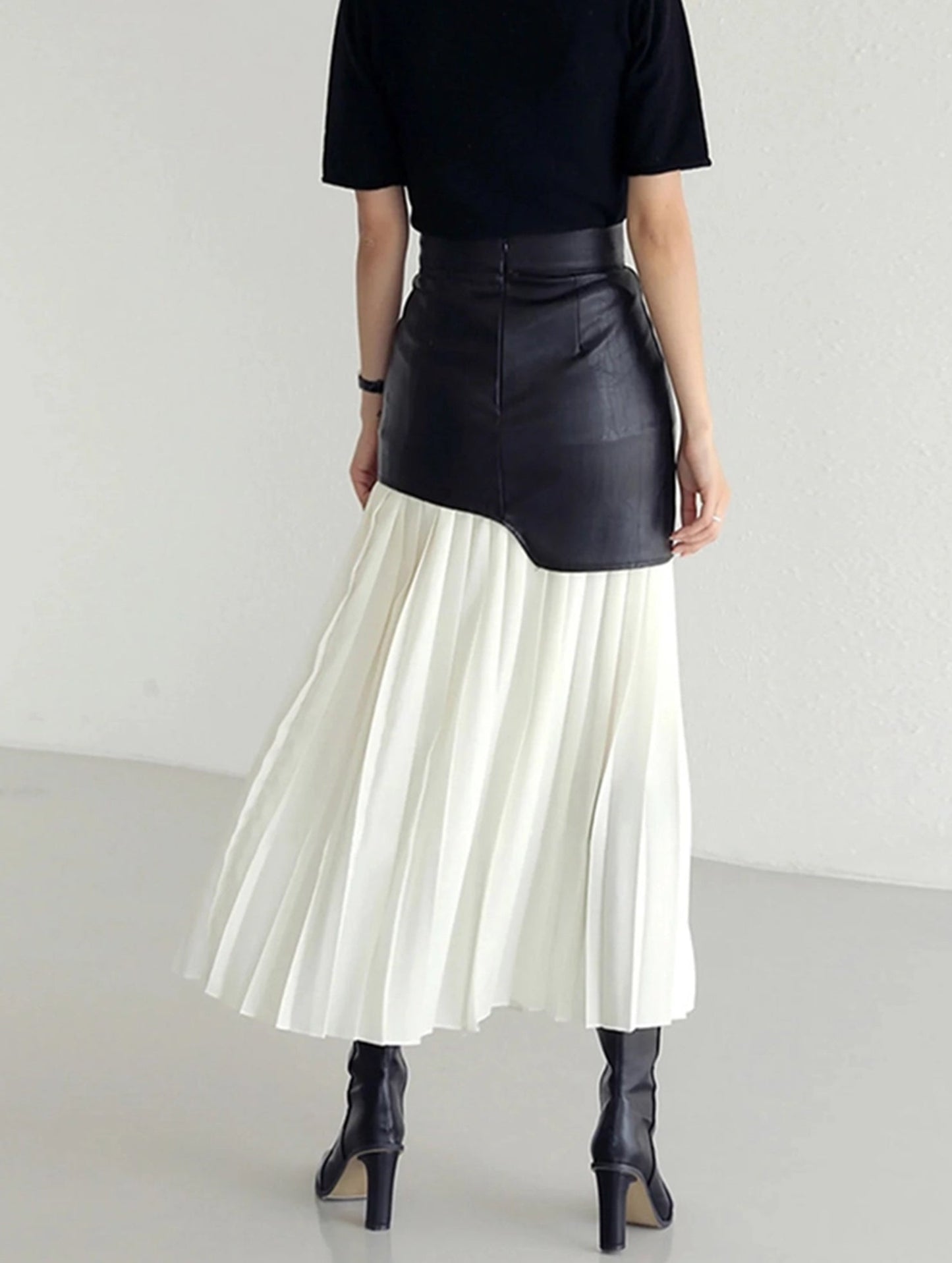 High Waist Patchwork Skirt with Flowing Pleated Fit