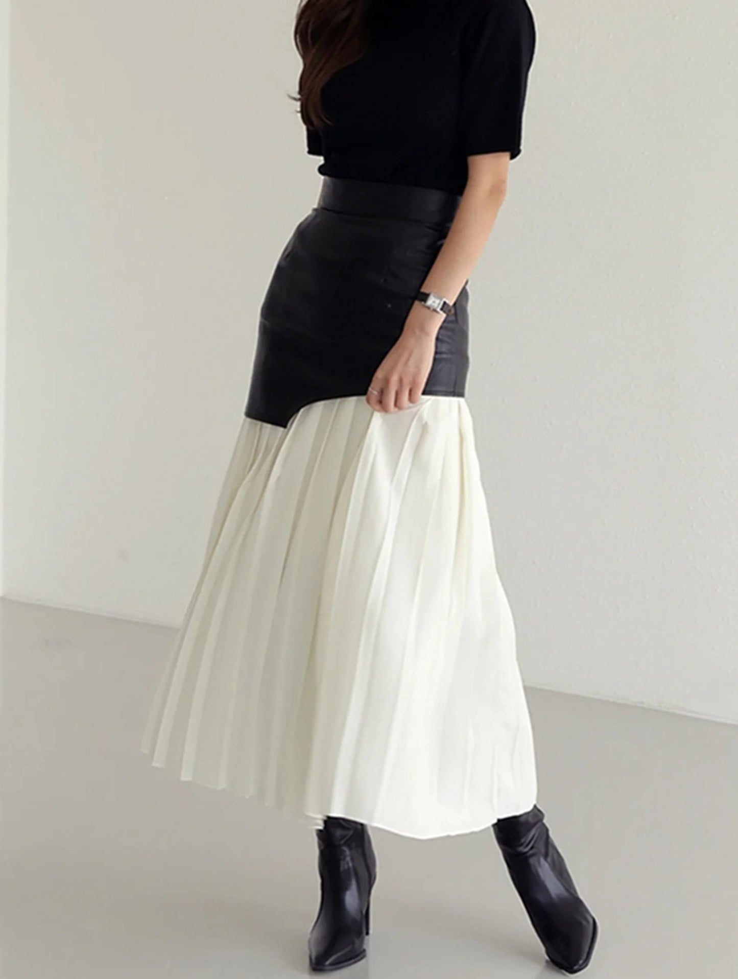 High Waist Patchwork Skirt with Flowing Pleated Fit