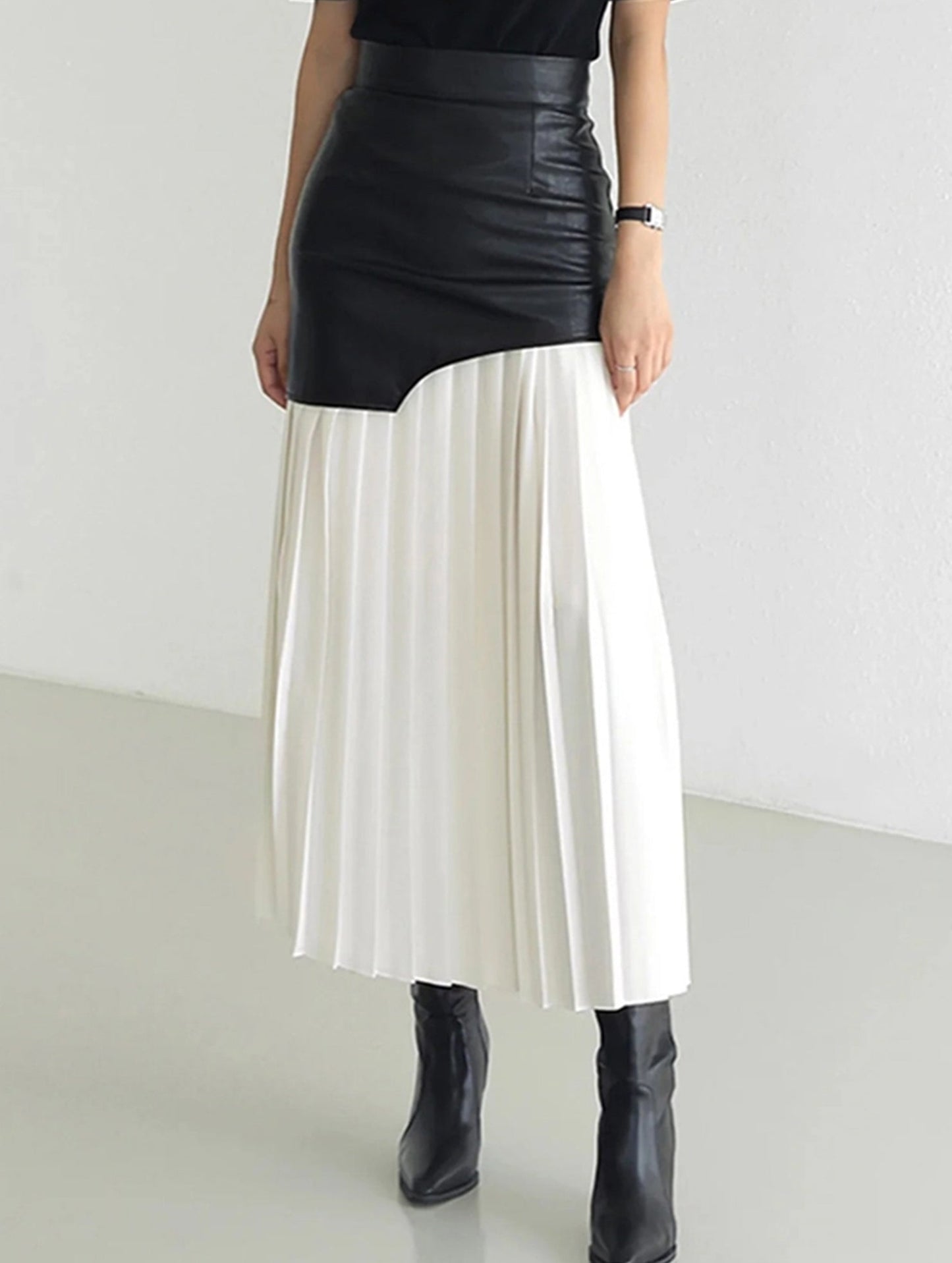 High Waist Patchwork Skirt with Flowing Pleated Fit