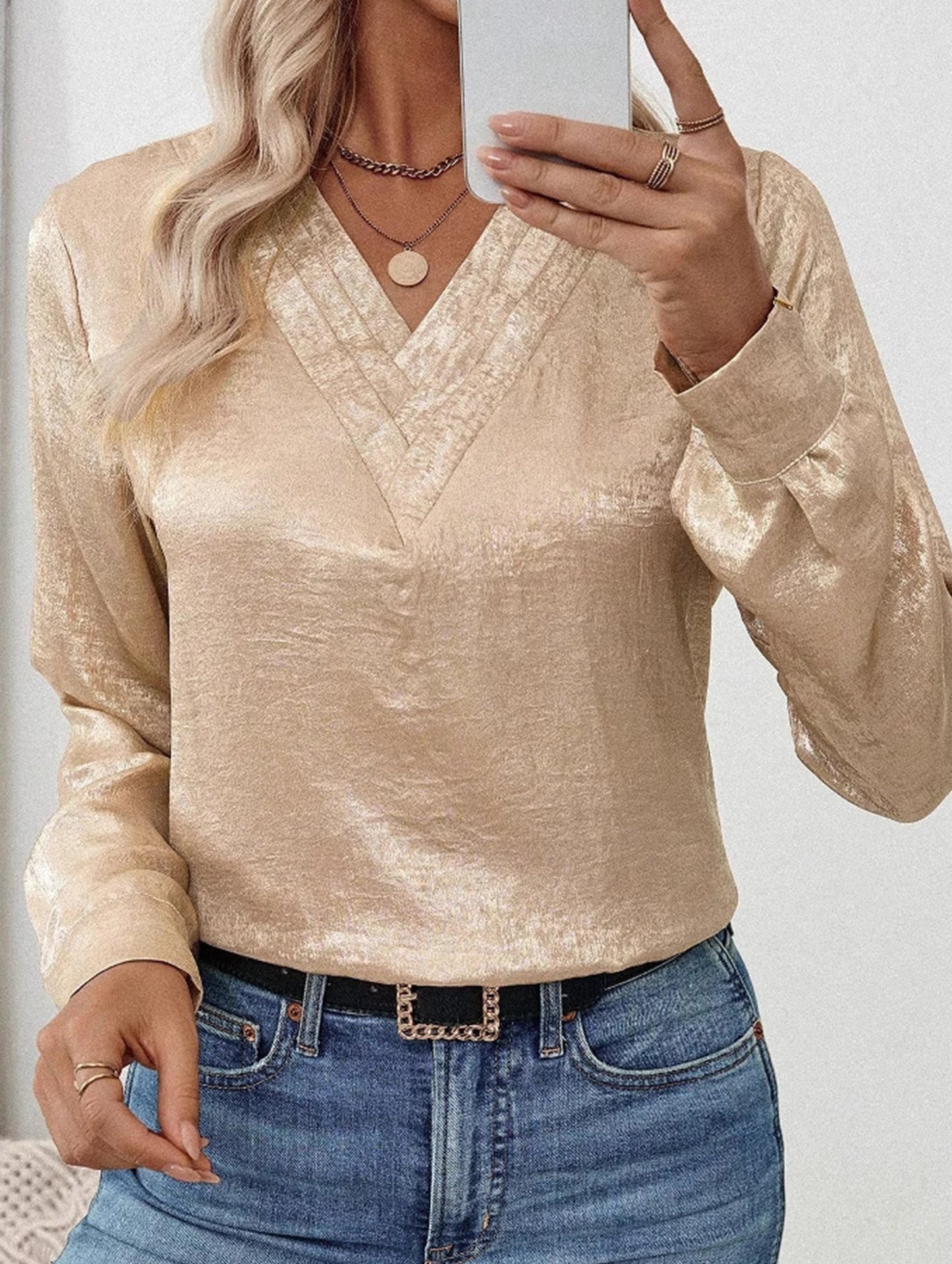 Fashion V-neck casual long-sleeved shirt