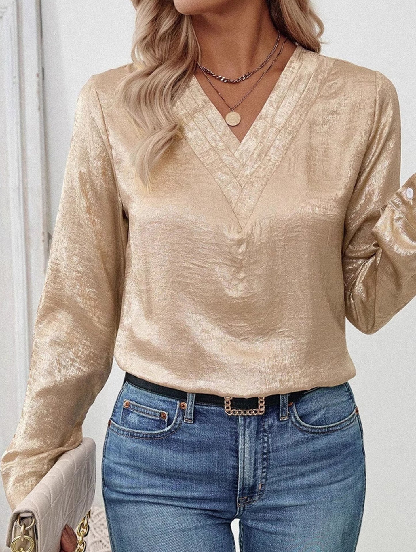 Fashion V-neck casual long-sleeved shirt