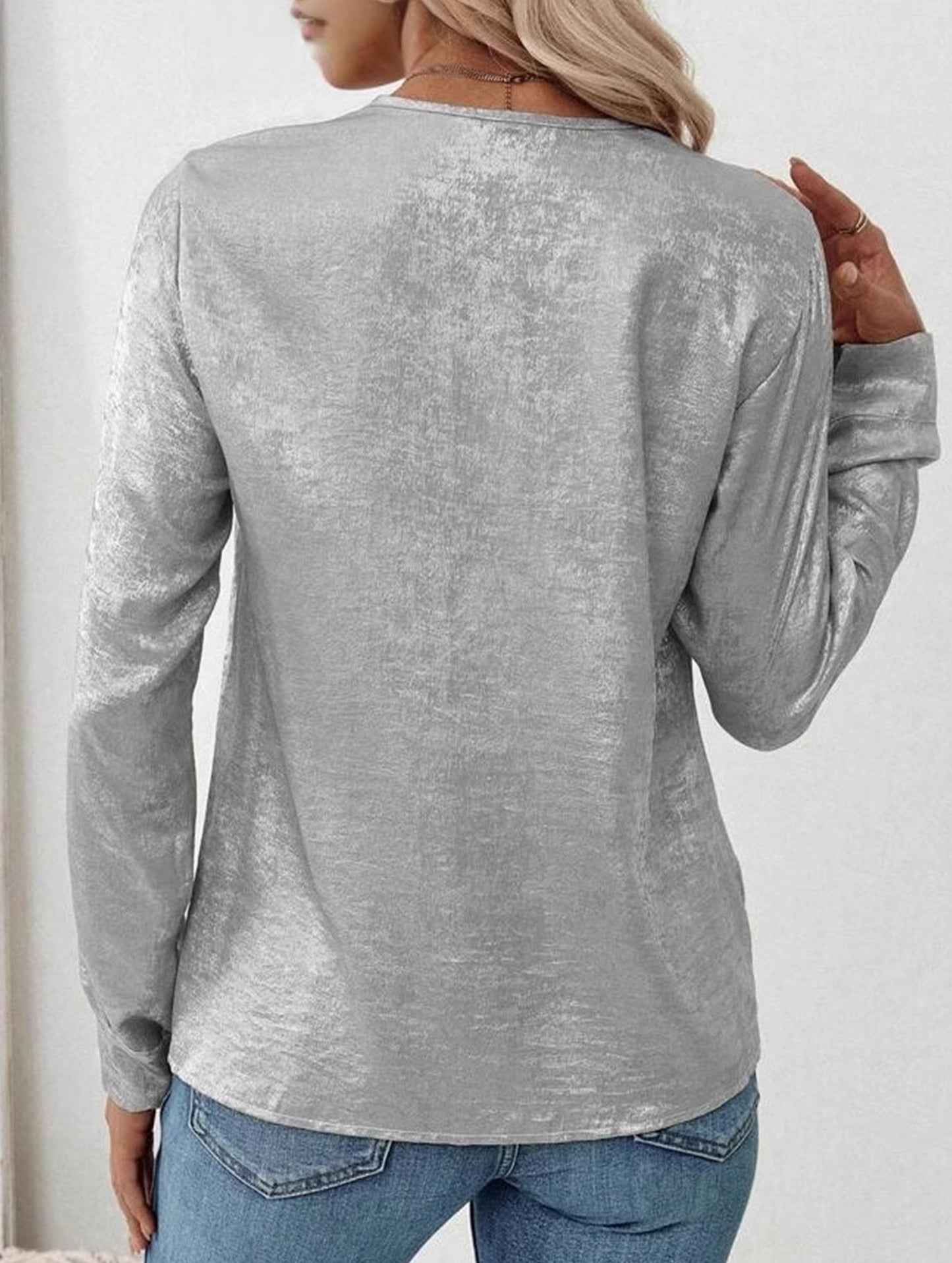 Fashion V-neck casual long-sleeved shirt