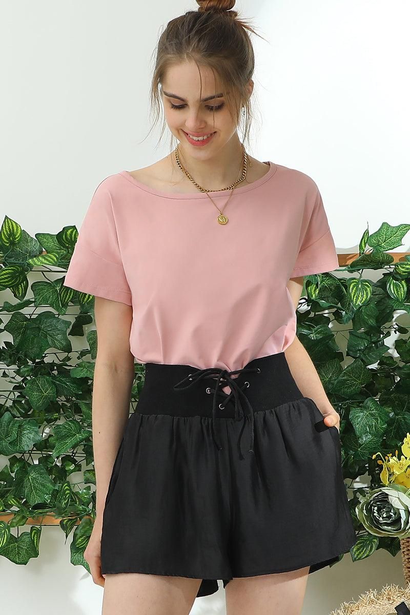 HIGH WAIST RACE UP SHORT PANTS - Doublju