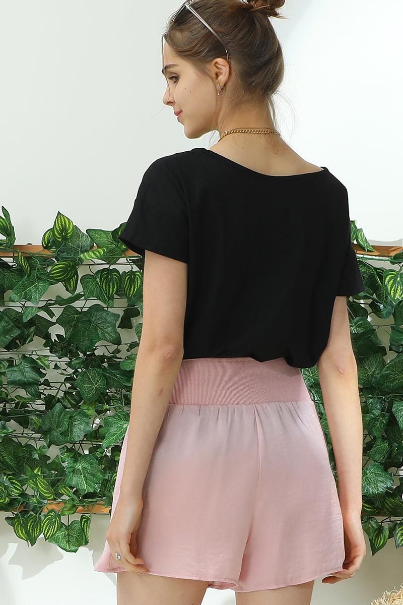 HIGH WAIST RACE UP SHORT PANTS - Doublju