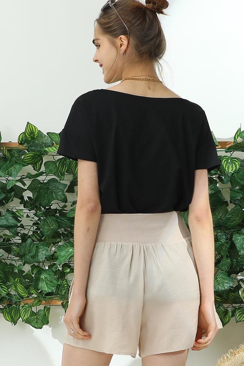 HIGH WAIST RACE UP SHORT PANTS - Doublju