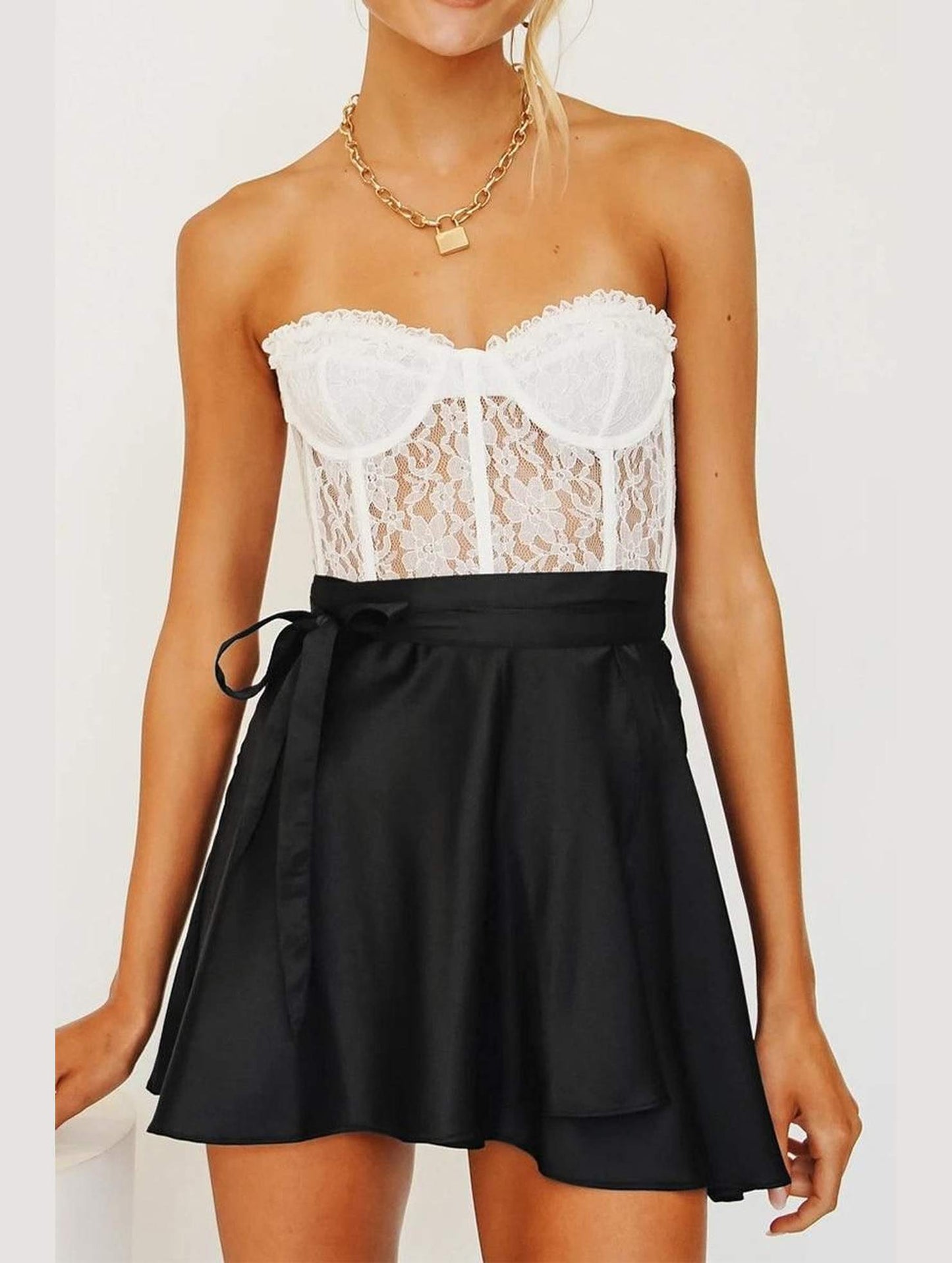 SOLID COLOR HIGH WAISTED CHIFFON SHORT SKIRT - Doublju