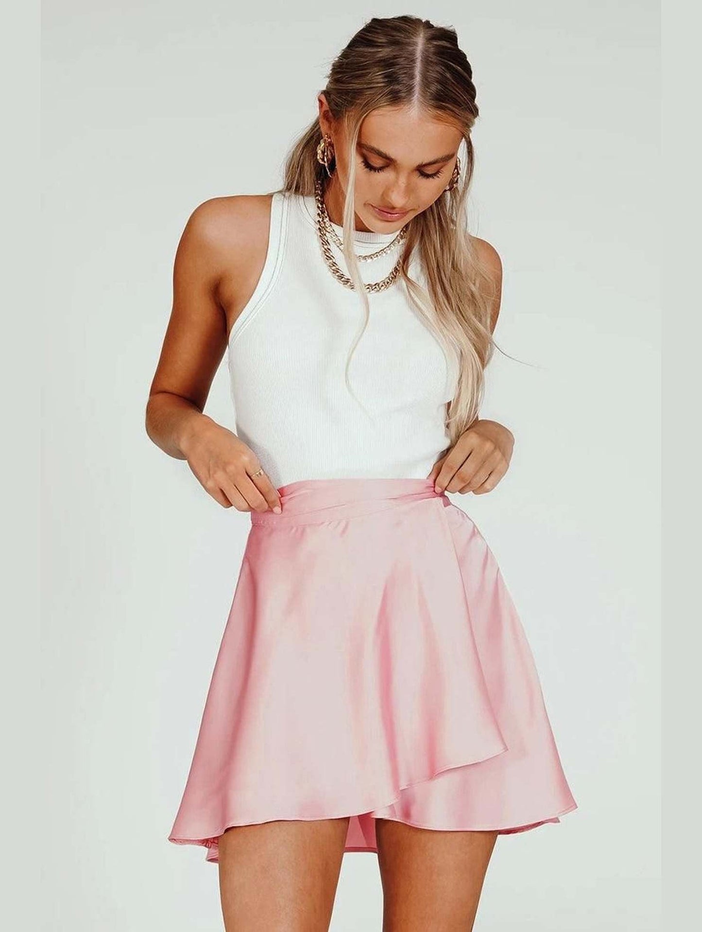 SOLID COLOR HIGH WAISTED CHIFFON SHORT SKIRT - Doublju