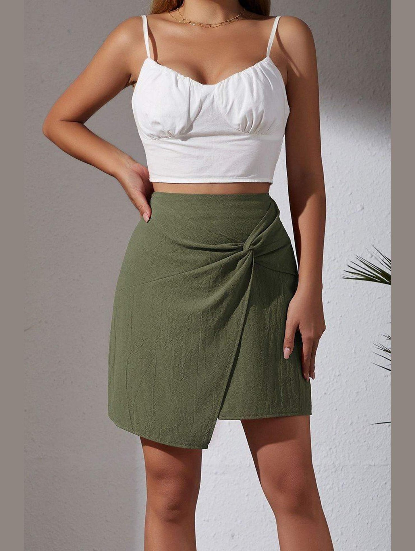 WOMEN FRONT TIED SHORT LENGTH MINI SKIRT