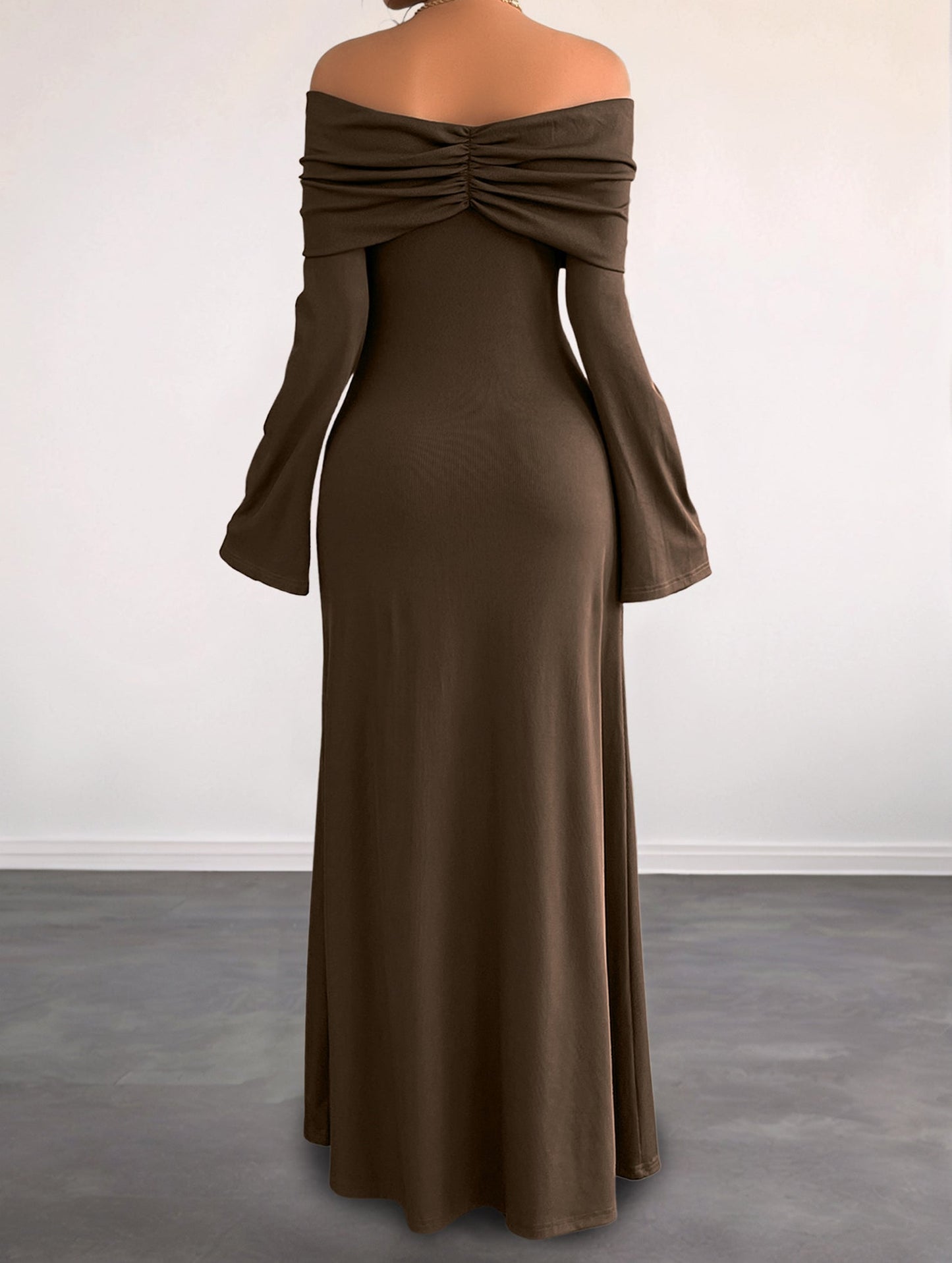 One-shoulder slim-fit long dress