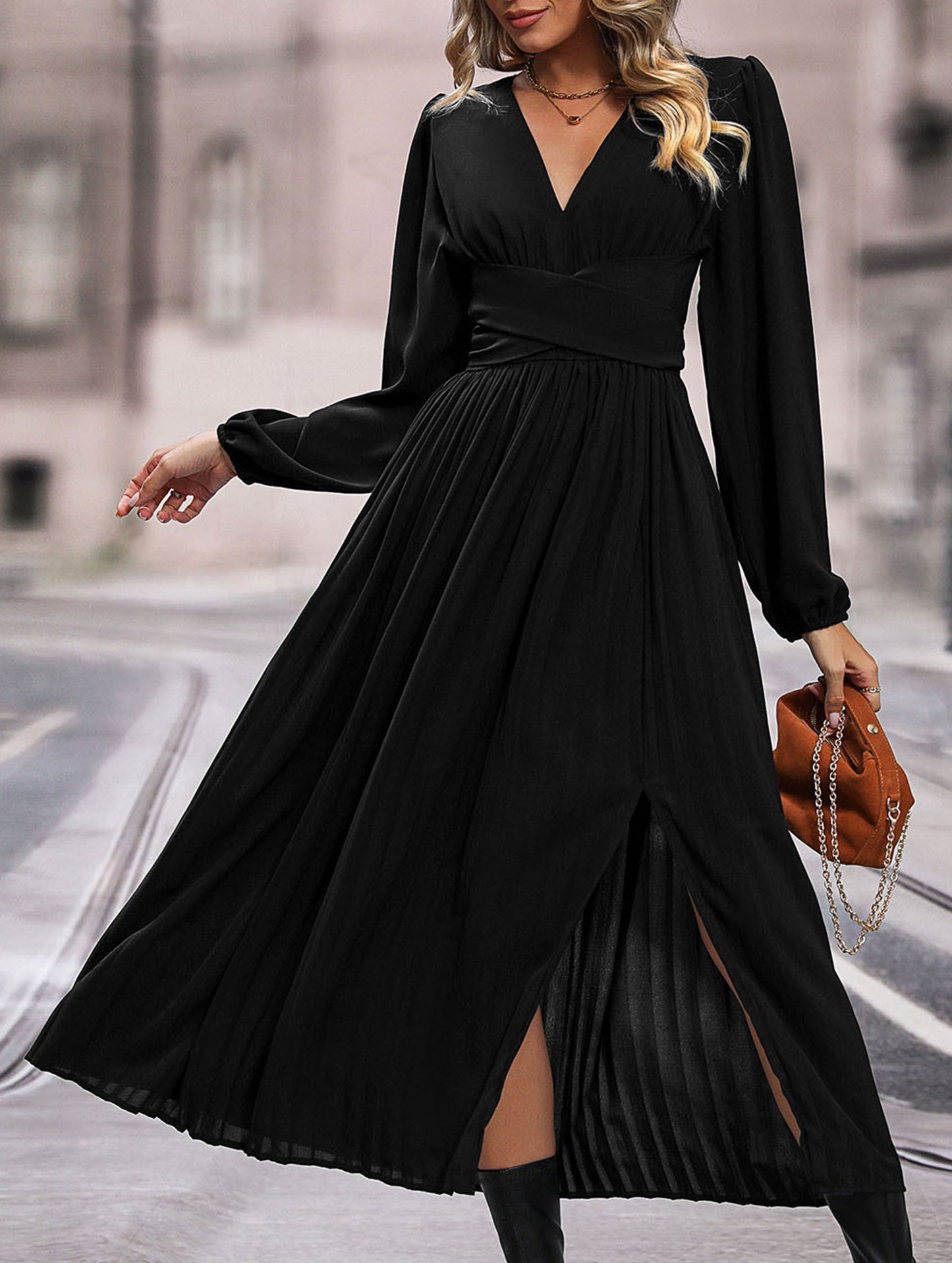 Solid color dress midi length