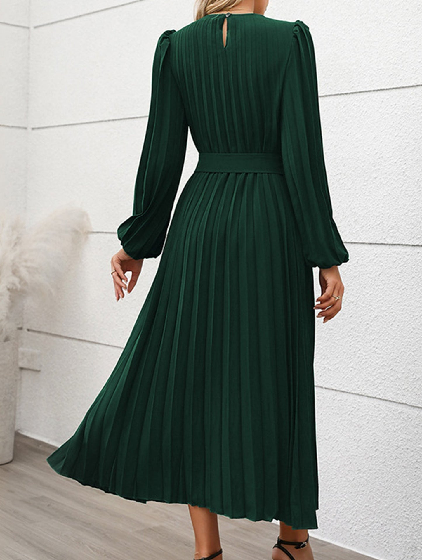 Fold-pleated round-neck high-waist long dress