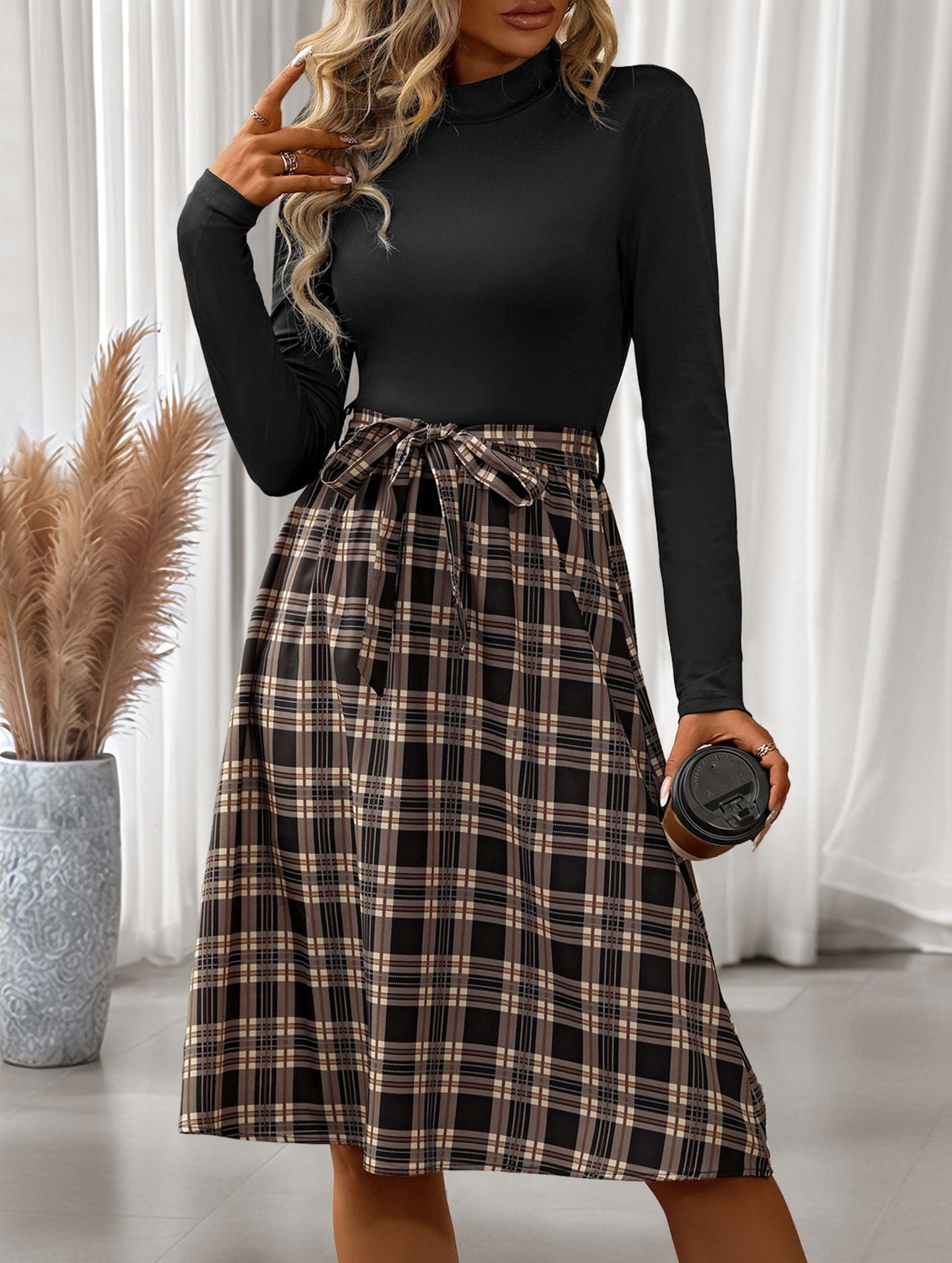 Elegant plaid long dress with stand-up collar