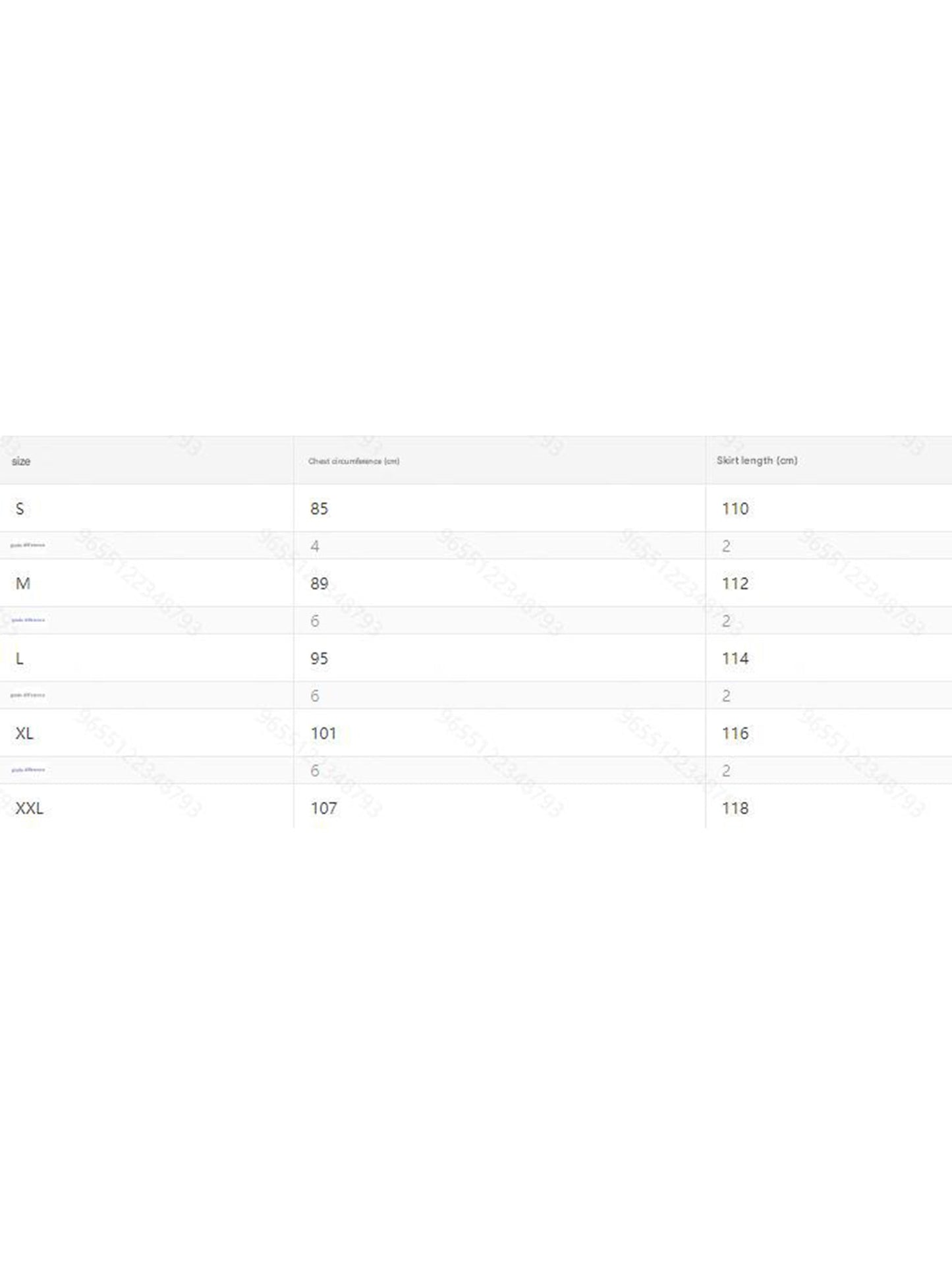 Hip-hugging polka-dot dress with back slits