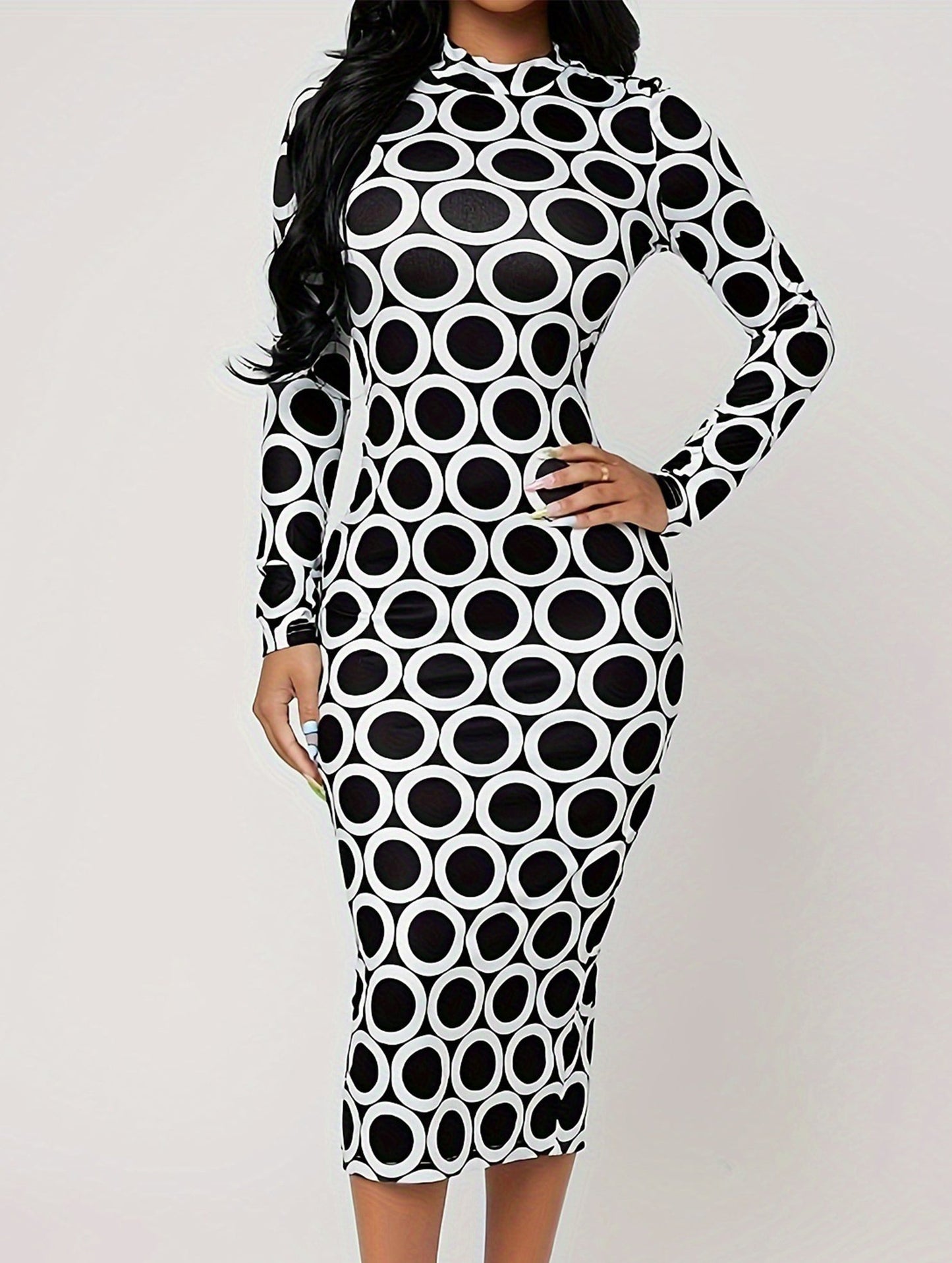 Hip-hugging polka-dot dress with back slits