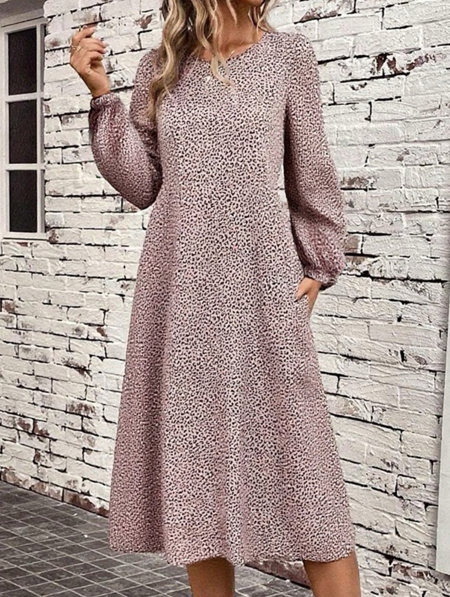 Loose casual long-sleeved dress