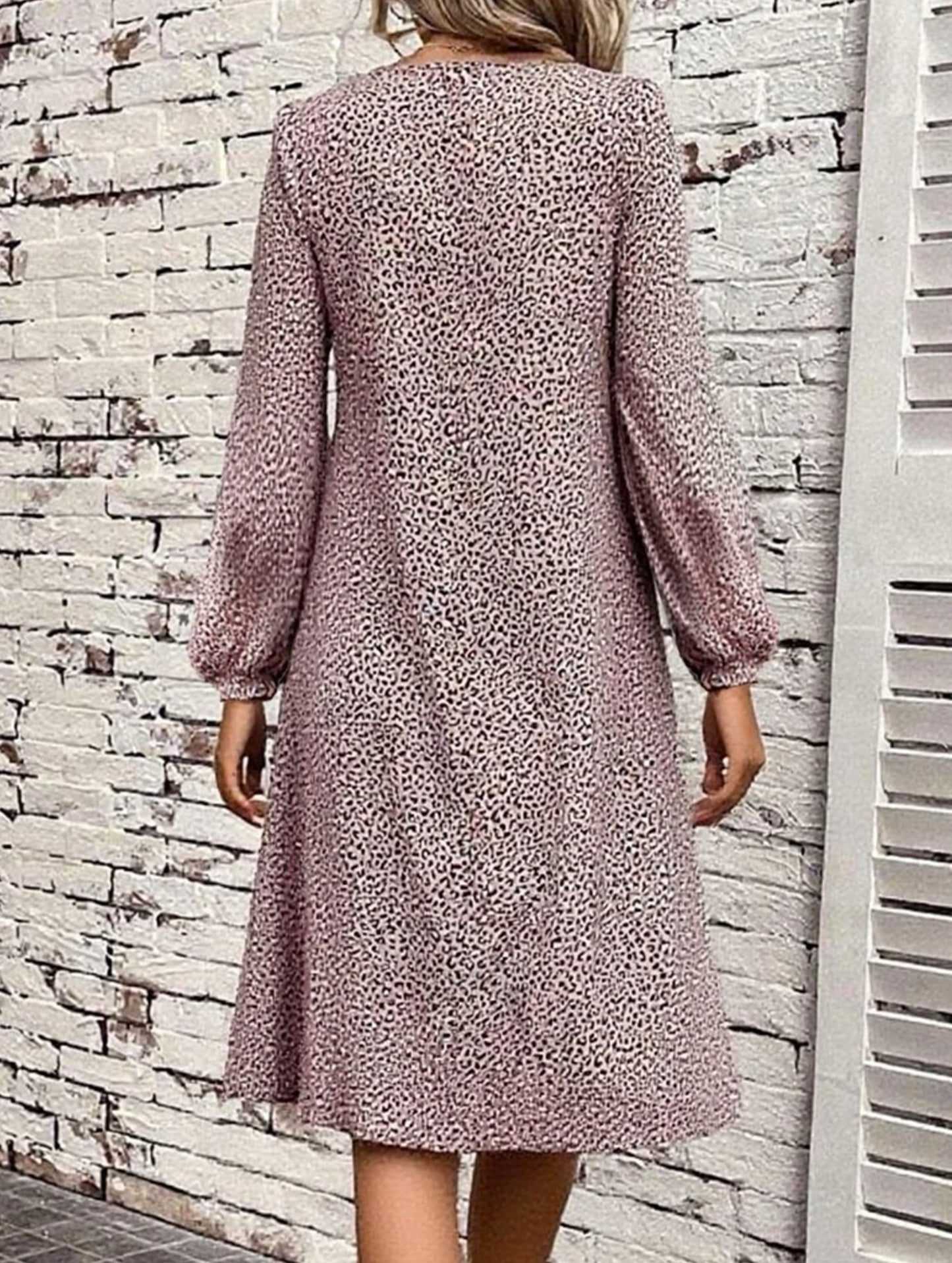 Loose casual long-sleeved dress