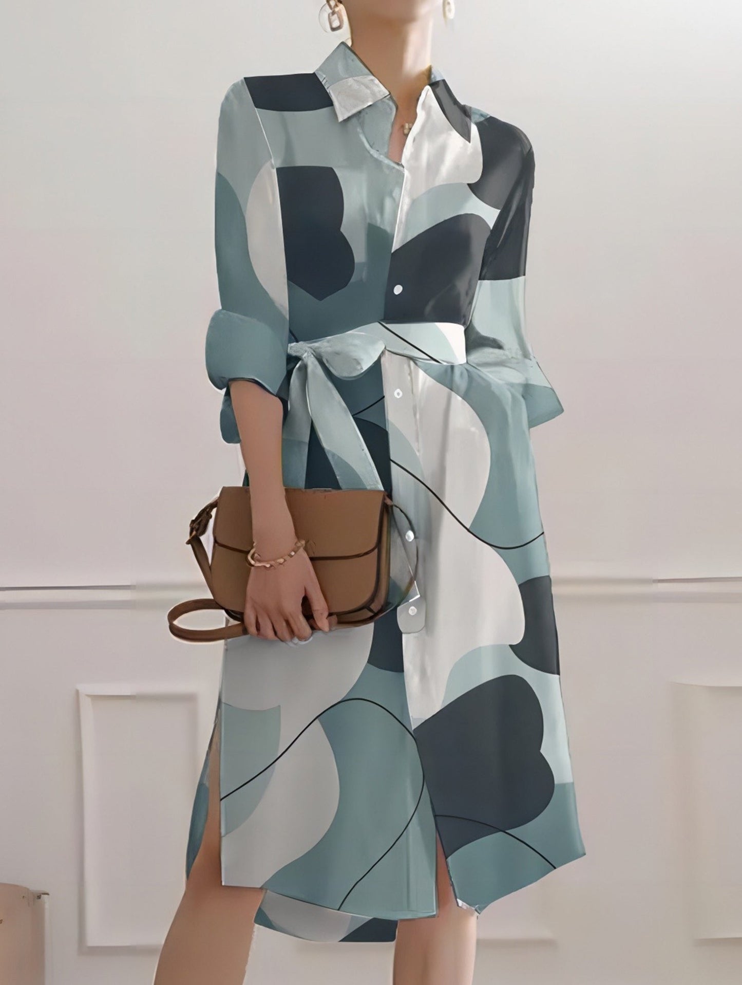 GEOMETRIC PRINT SLIT CASUAL BUTTON DRESS