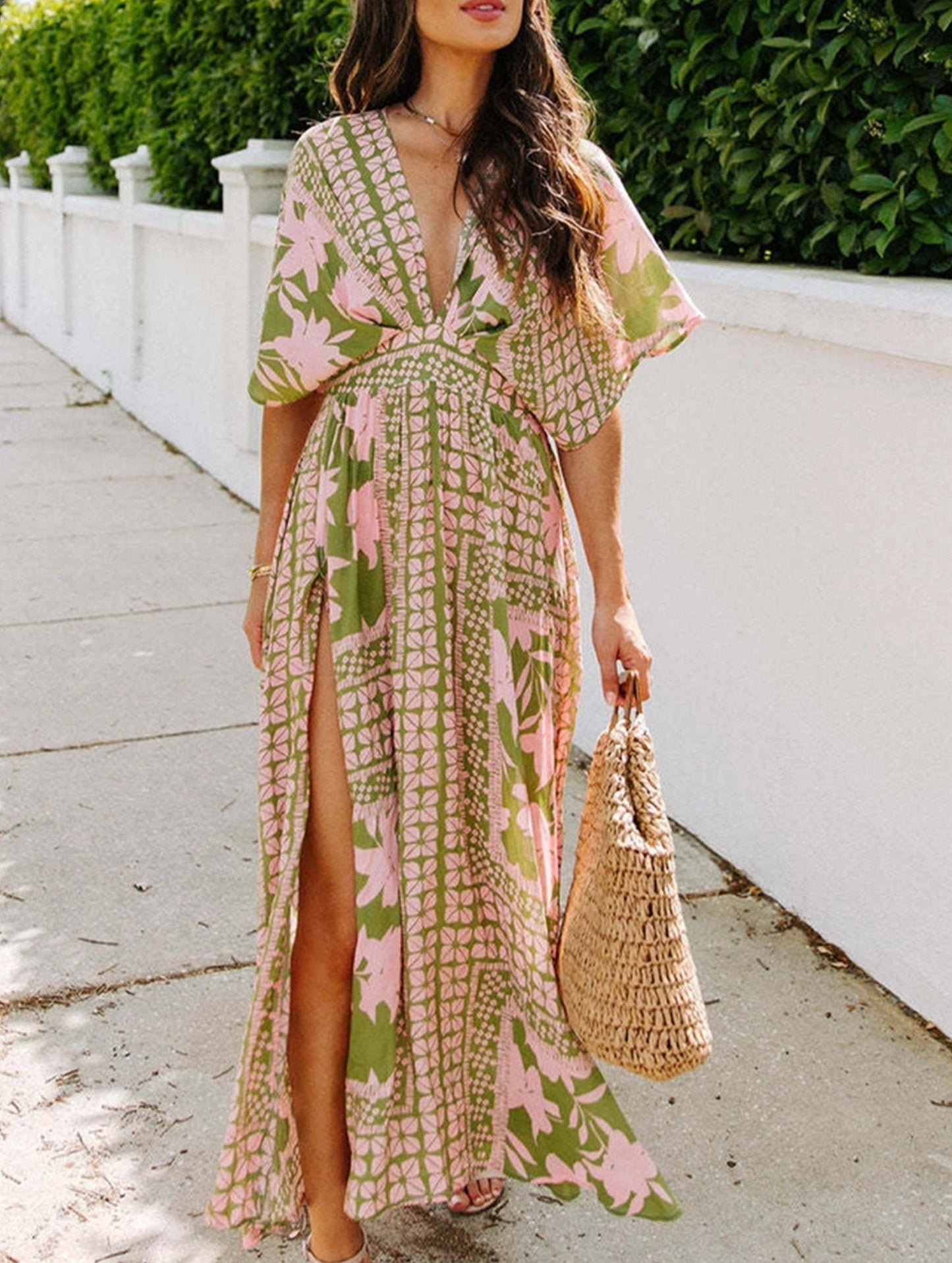 V Neck High Slit Dress with Fashion Print and High Waist Fit