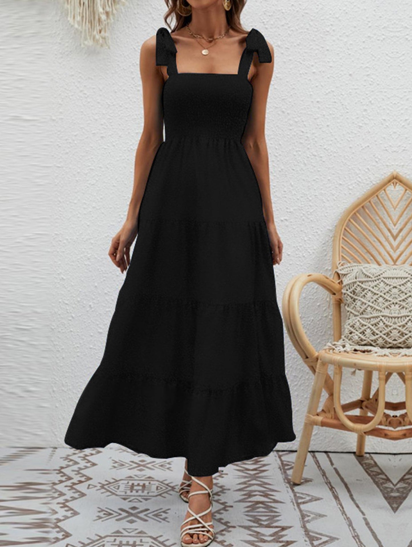Lace-Up Strapless Halter Dress ??Elegant Backless Summer Midi for Women