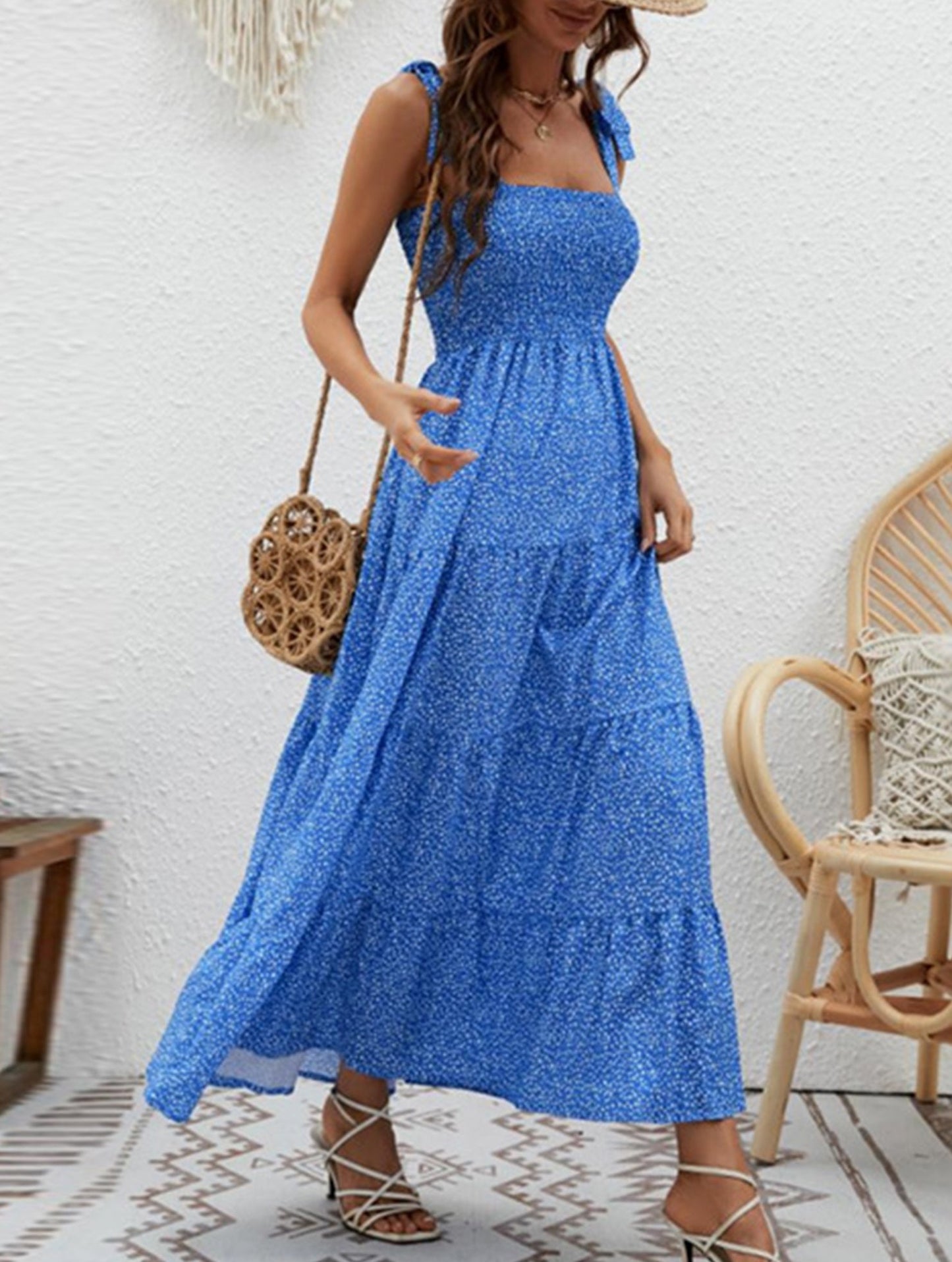Lace-Up Strapless Halter Dress ??Elegant Backless Summer Midi for Women