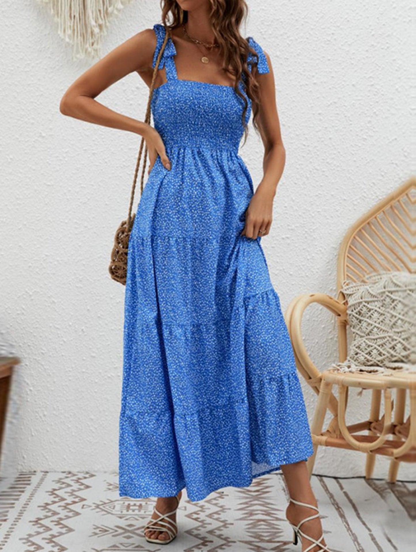 Lace-Up Strapless Halter Dress ??Elegant Backless Summer Midi for Women