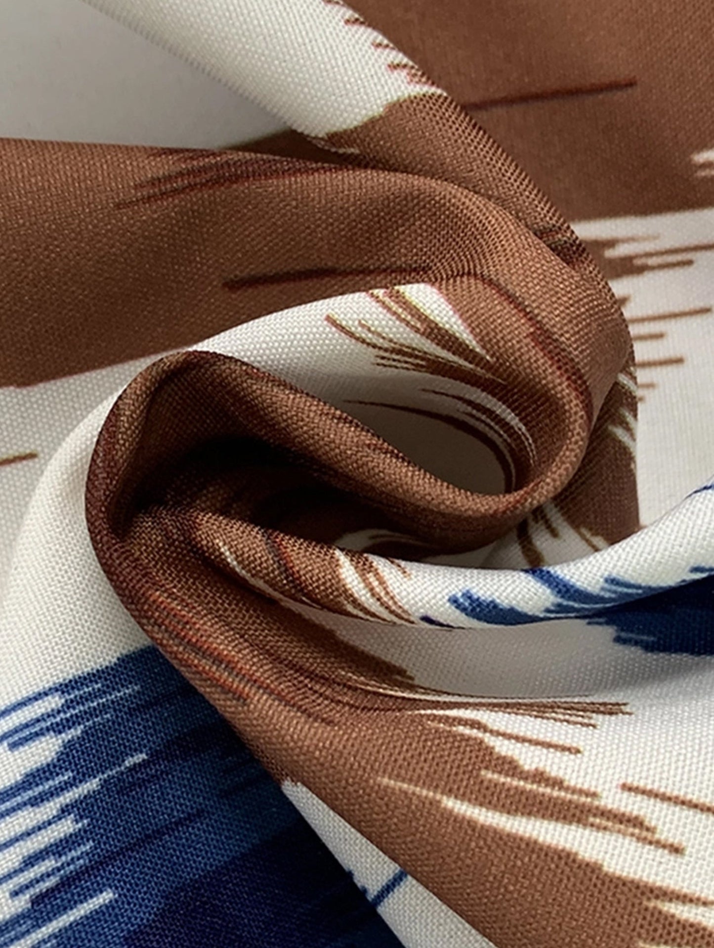 Printed V-Neck Slit Long Dress ??Lightweight Cardigan-Style Maxi