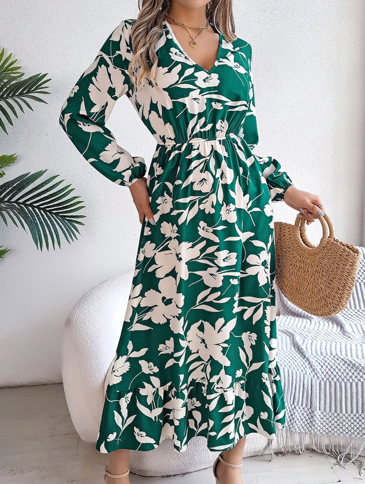 Loral Long Sleeve Peplum Dress ??Waist Tucked Elegance