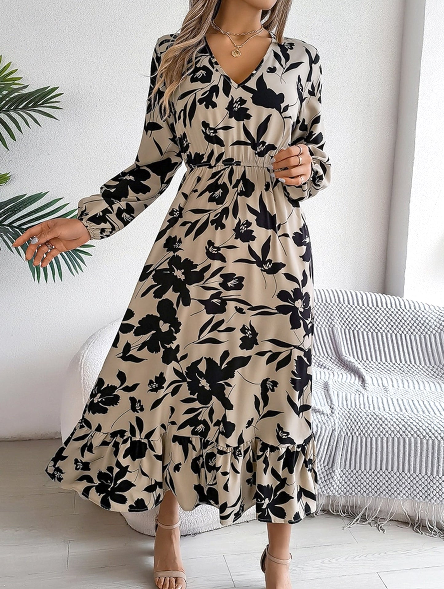 Loral Long Sleeve Peplum Dress ??Waist Tucked Elegance