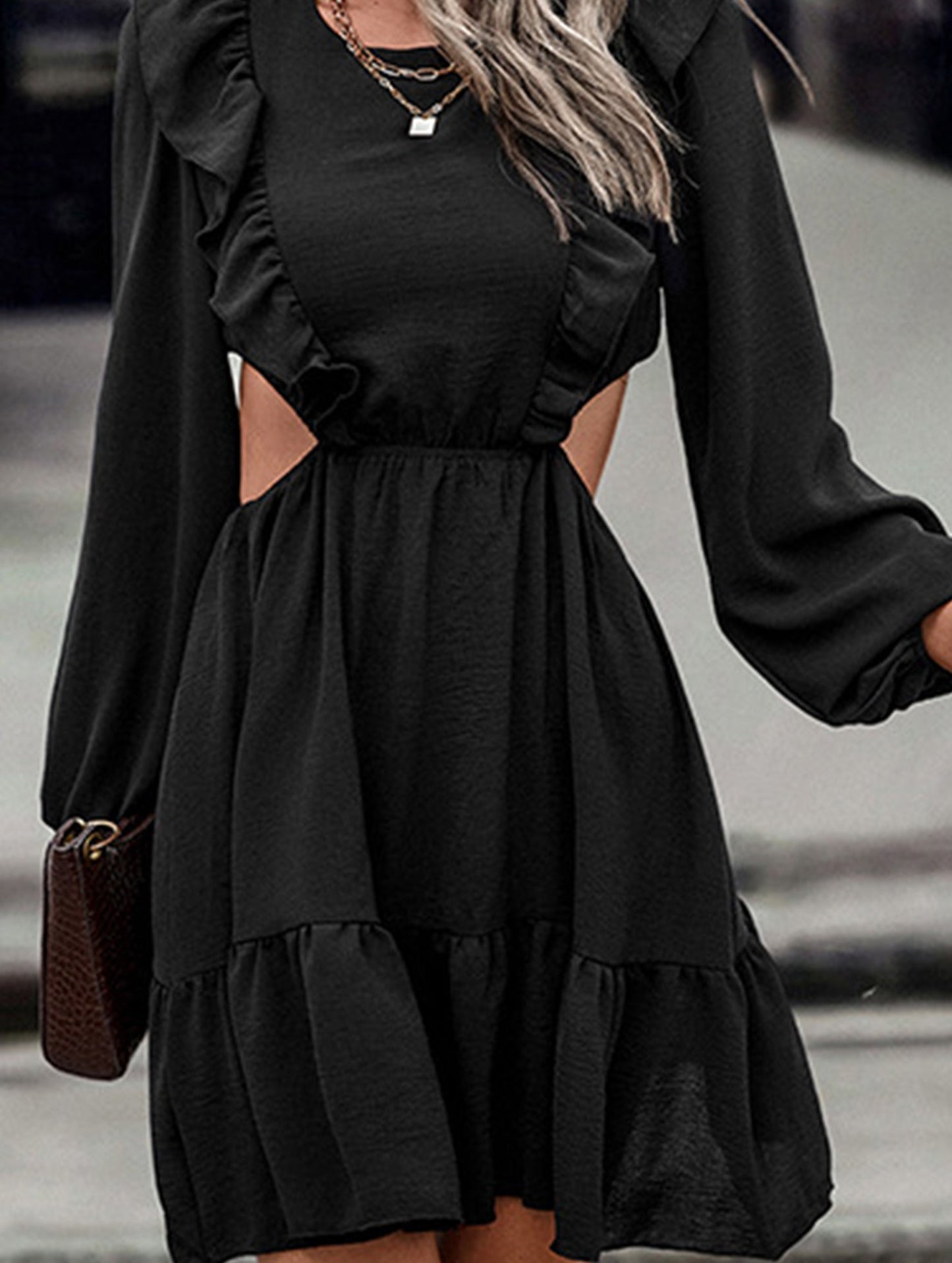 Lace-up lace leaf hem splice bare-waist dress