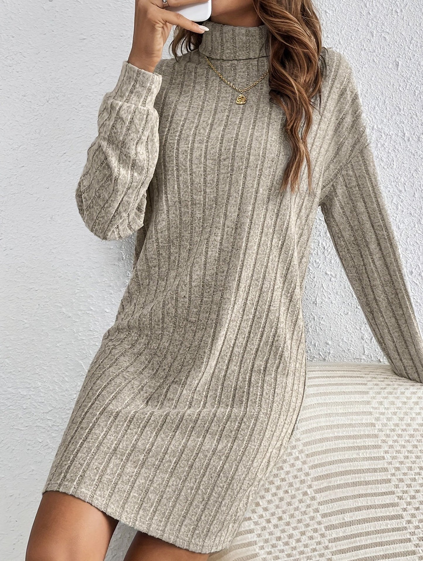 High-neck long-sleeved loose knit dress