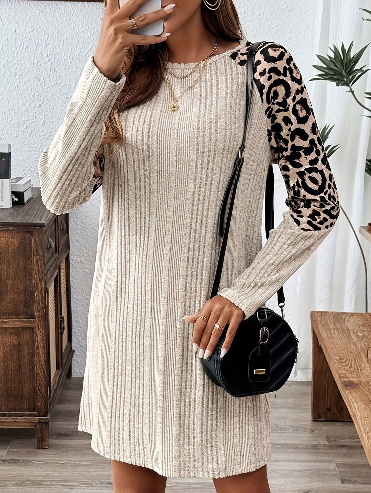 Leopard print long-sleeved round neck casual dress