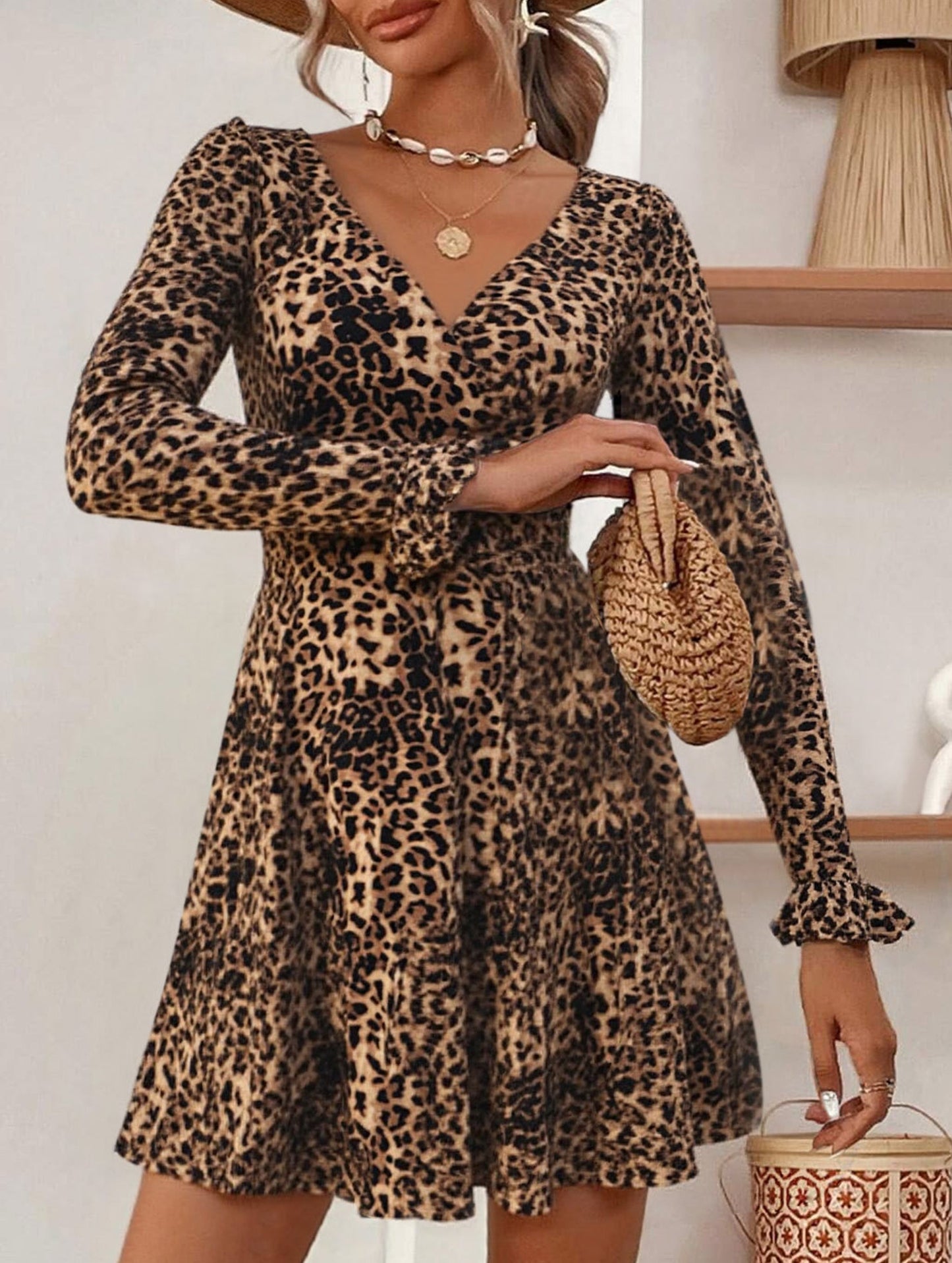 Backless V-neck long-sleeved leopard print dress