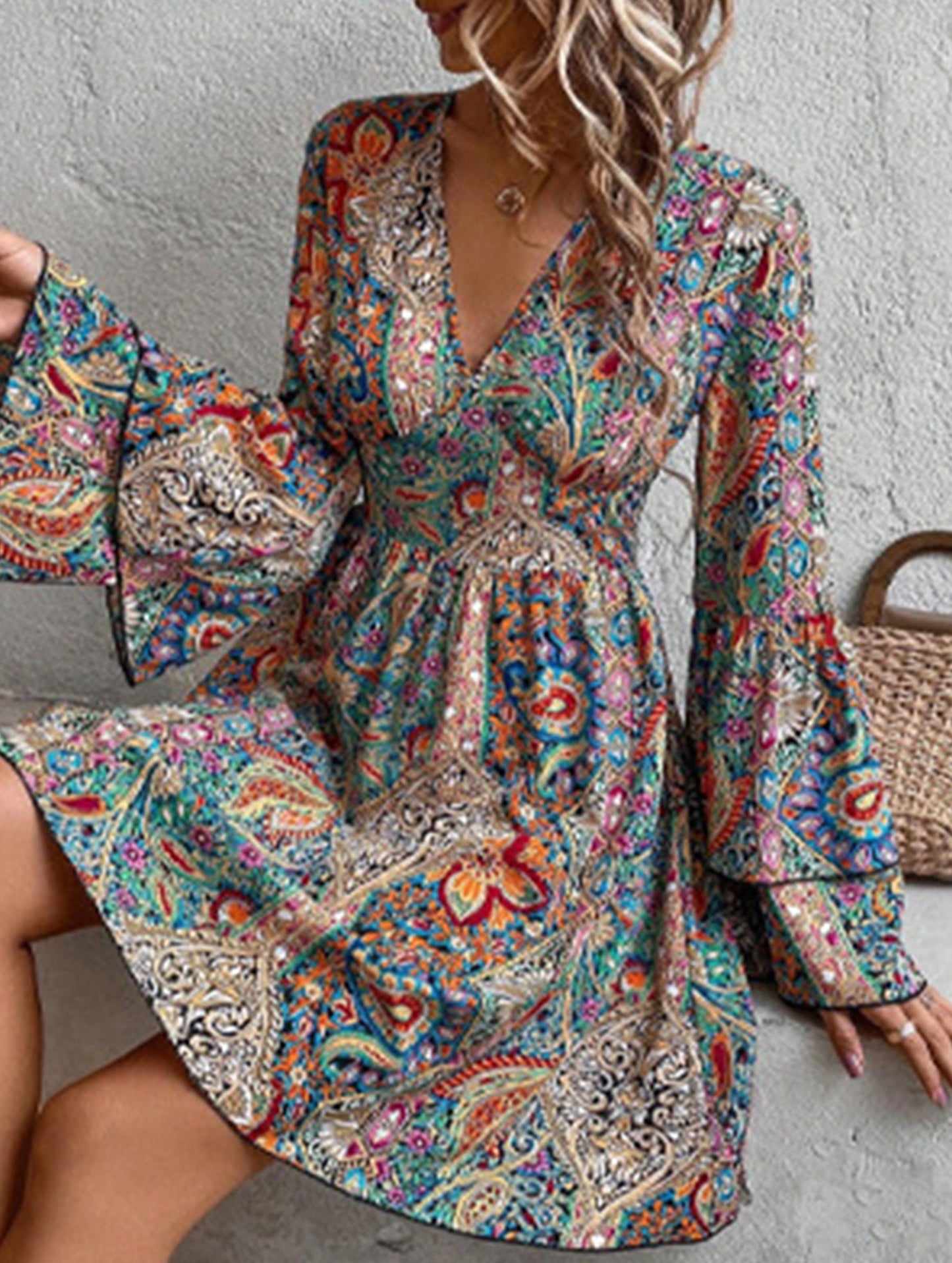 Women's Floral Print V-Neck Bell Sleeve Dress