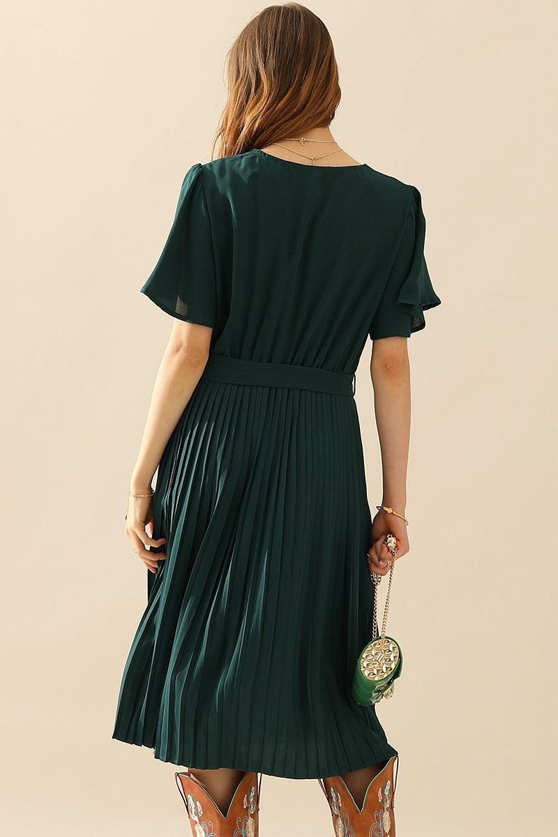 V NECK BUTTONED PLEATED DRESS - Doublju