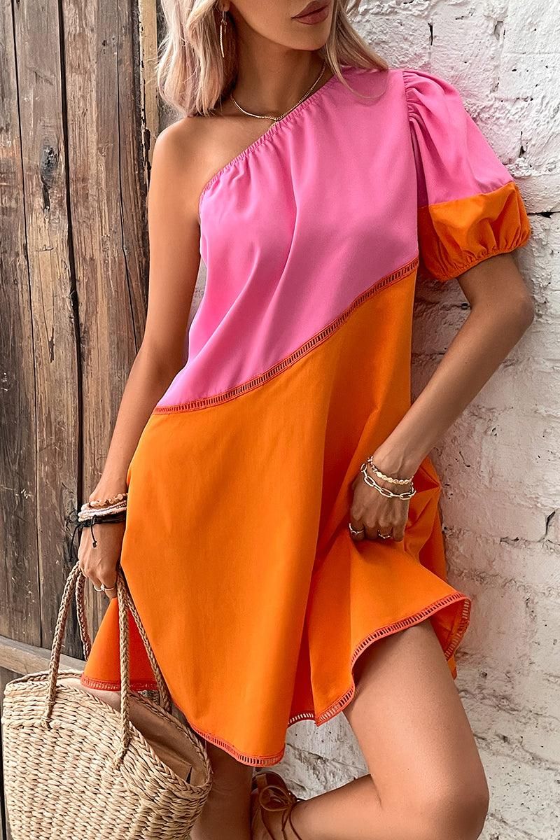 COLOR BLOCK ONE PUFF SHOULDER SHORT DRESS - Doublju