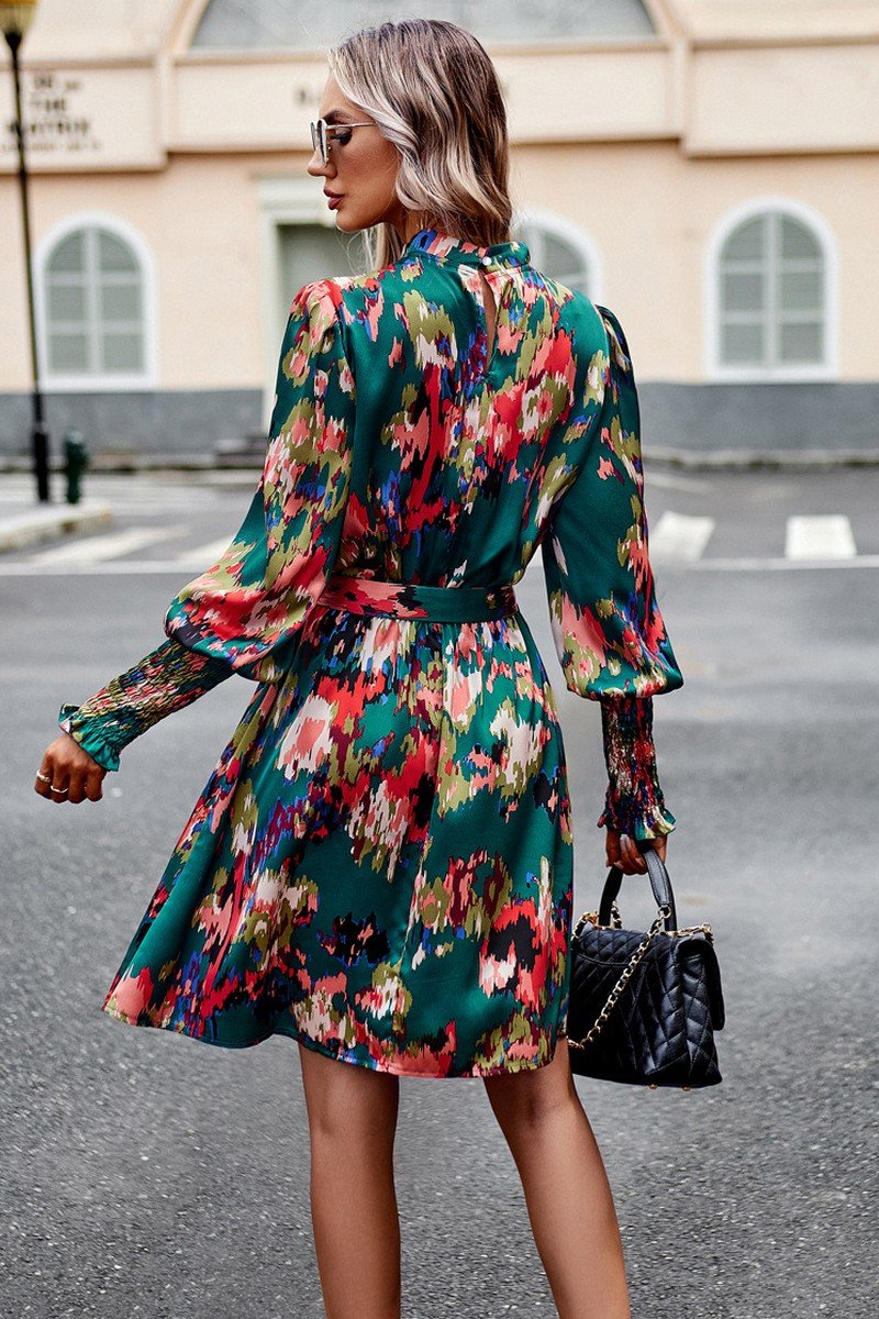 WOMEN SHIRRED HIGH NECK BELTED PRINTING DRESS