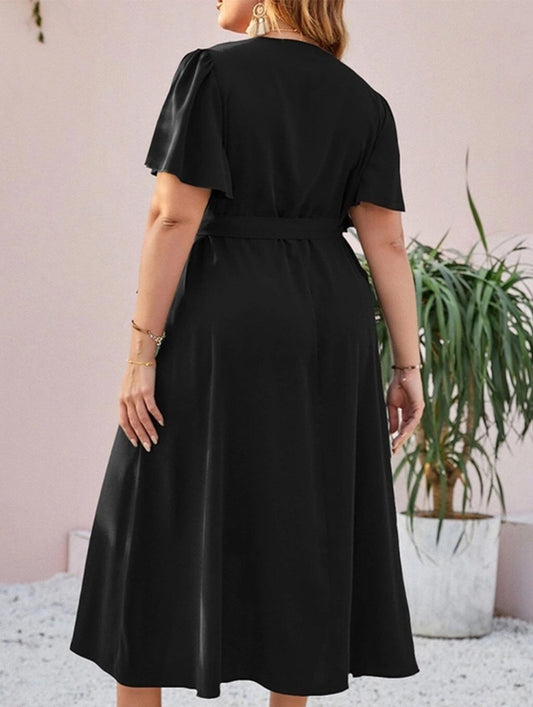 Large Size Black Slim Fit Dress with Slit
