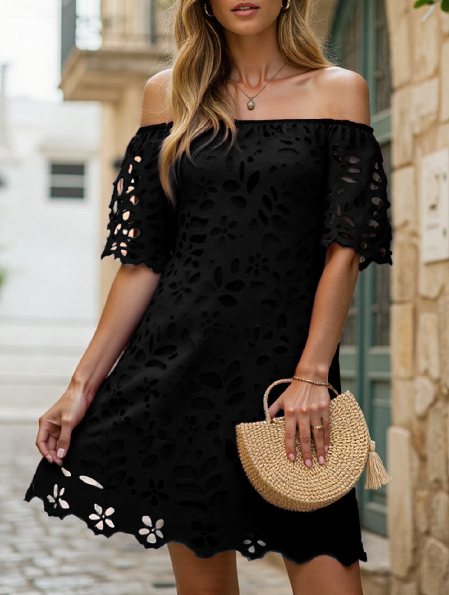 Lace Strapless Dress with Shoulder Cutout ??Elegant Fit, S??œXXL