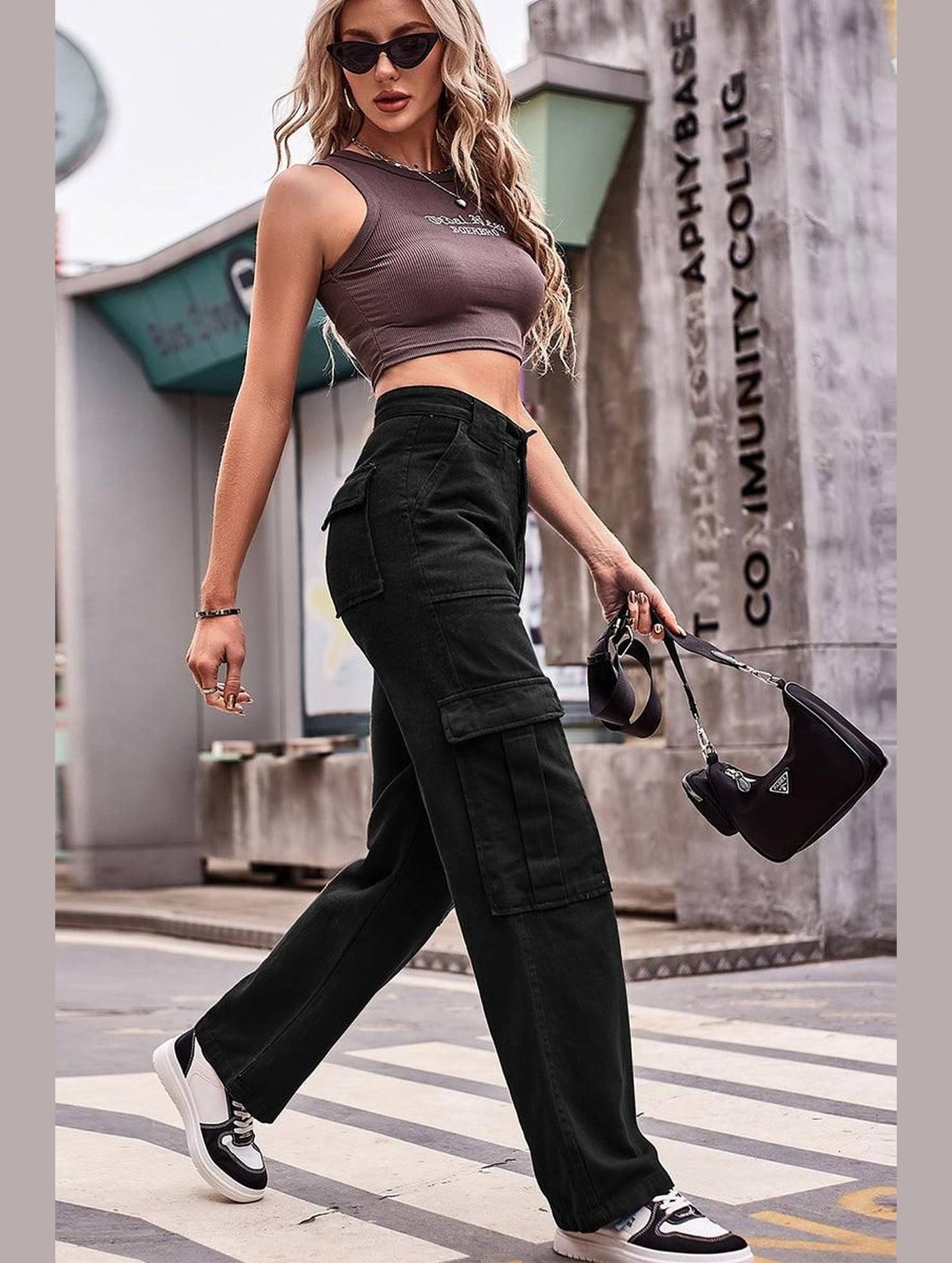 MULTI POCKET CASUAL DENIM PANTS - Doublju