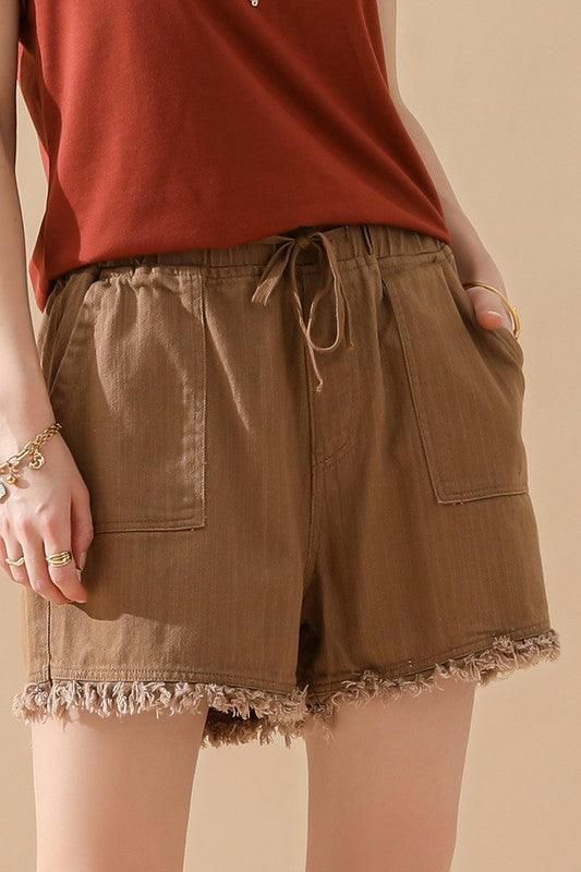 ELASTIC WAIST CASUAL DENIM SHORTS - Doublju