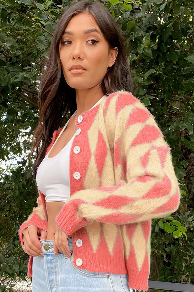 ROUND NECK BUTTON DOWN PLAID PATTERN CARDIGAN - Doublju