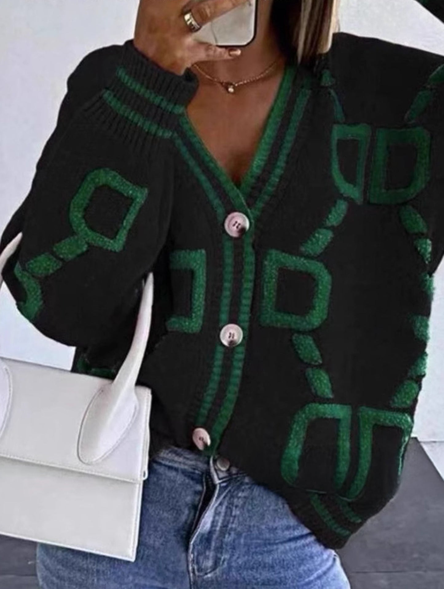 V-neck single-breasted knitted cardigan