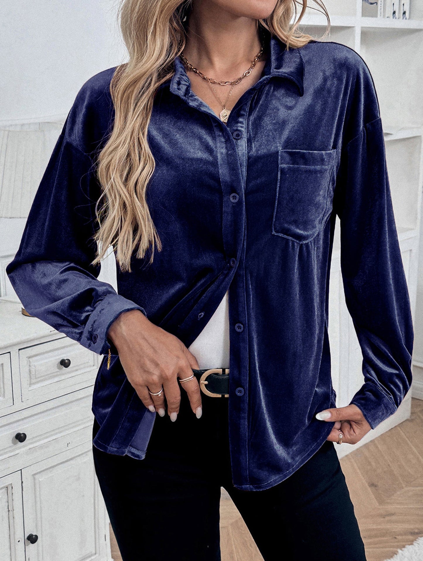 Solid color lapel lantern sleeve shirt