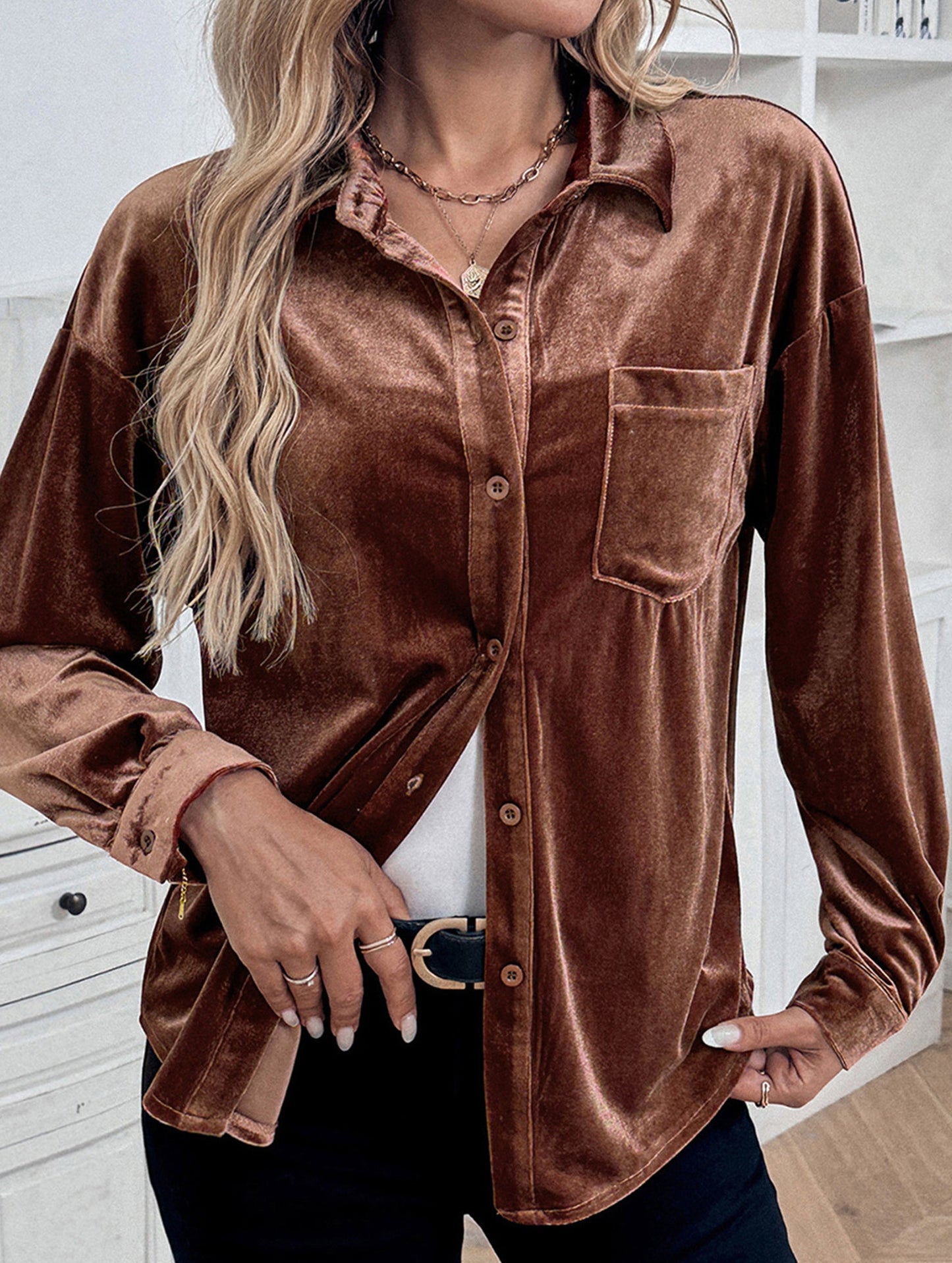 Solid color lapel lantern sleeve shirt