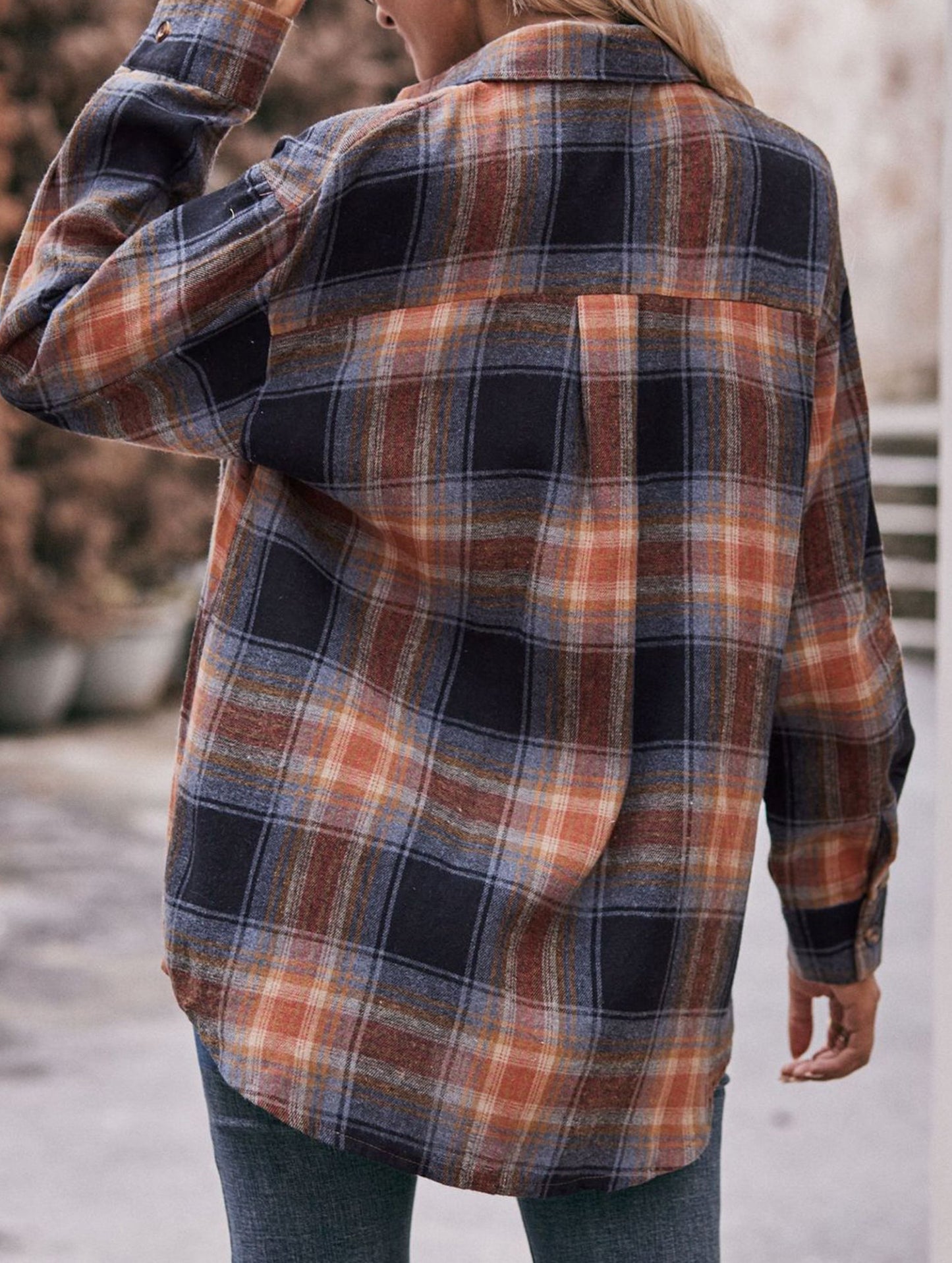 Fashionable casual loose plaid shirt