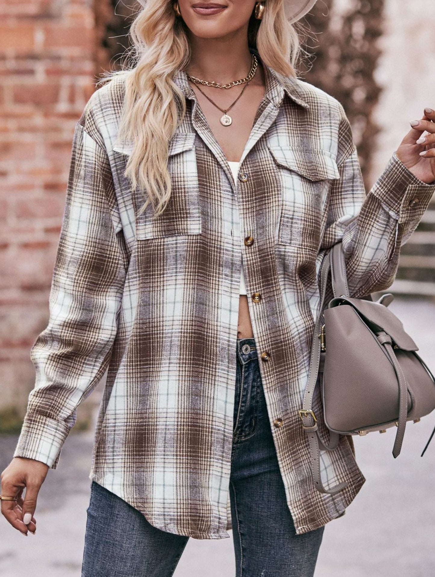 Fashionable casual loose plaid shirt