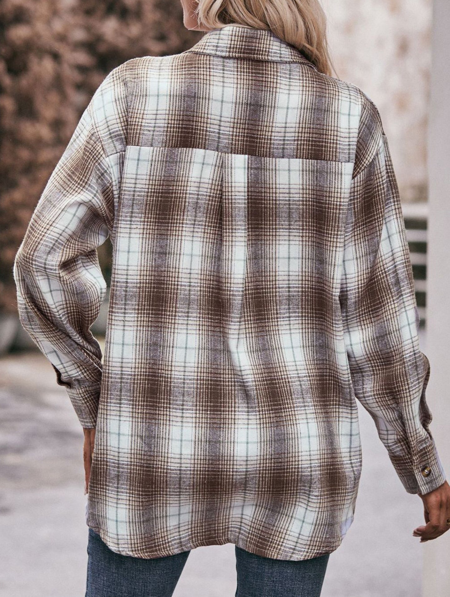 Fashionable casual loose plaid shirt