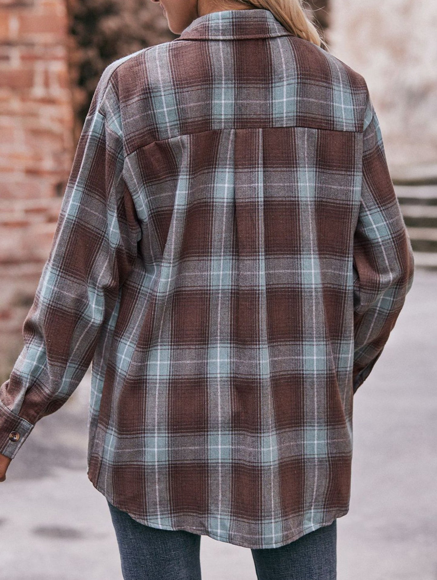 Fashionable casual loose plaid shirt