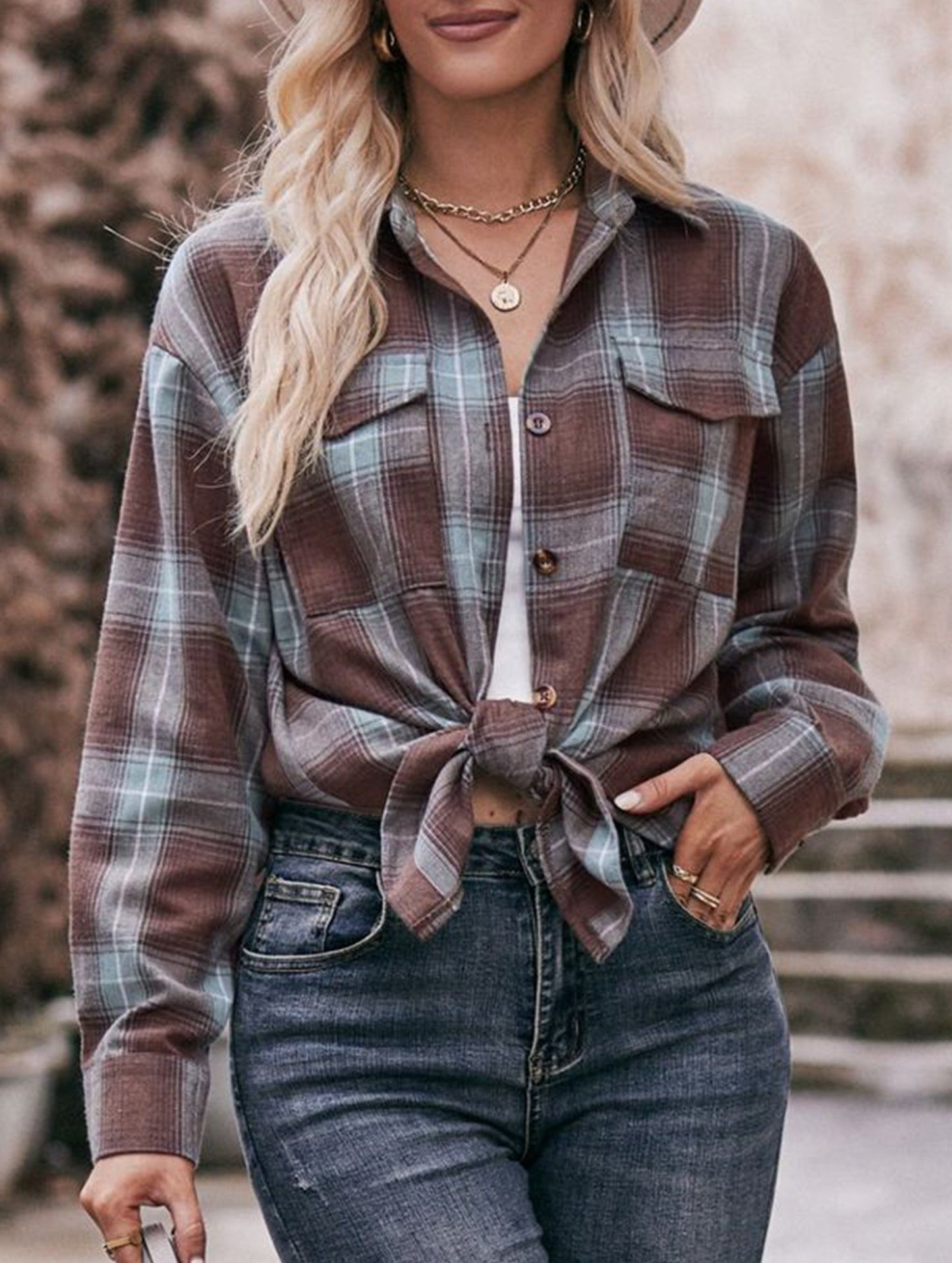Fashionable casual loose plaid shirt